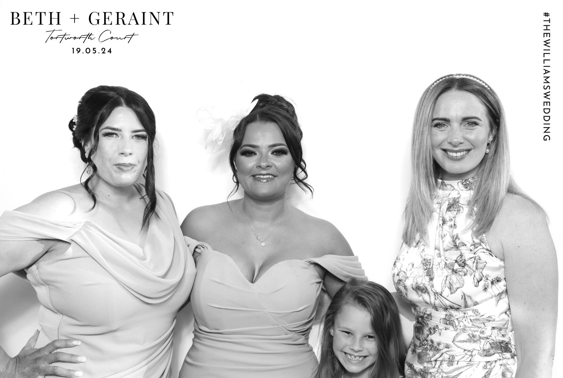 Beth & Geraint | View more photos from the event at images.mobile-photo-booth.com/u/MobilePhotoBoothUK/Beth-Geraint