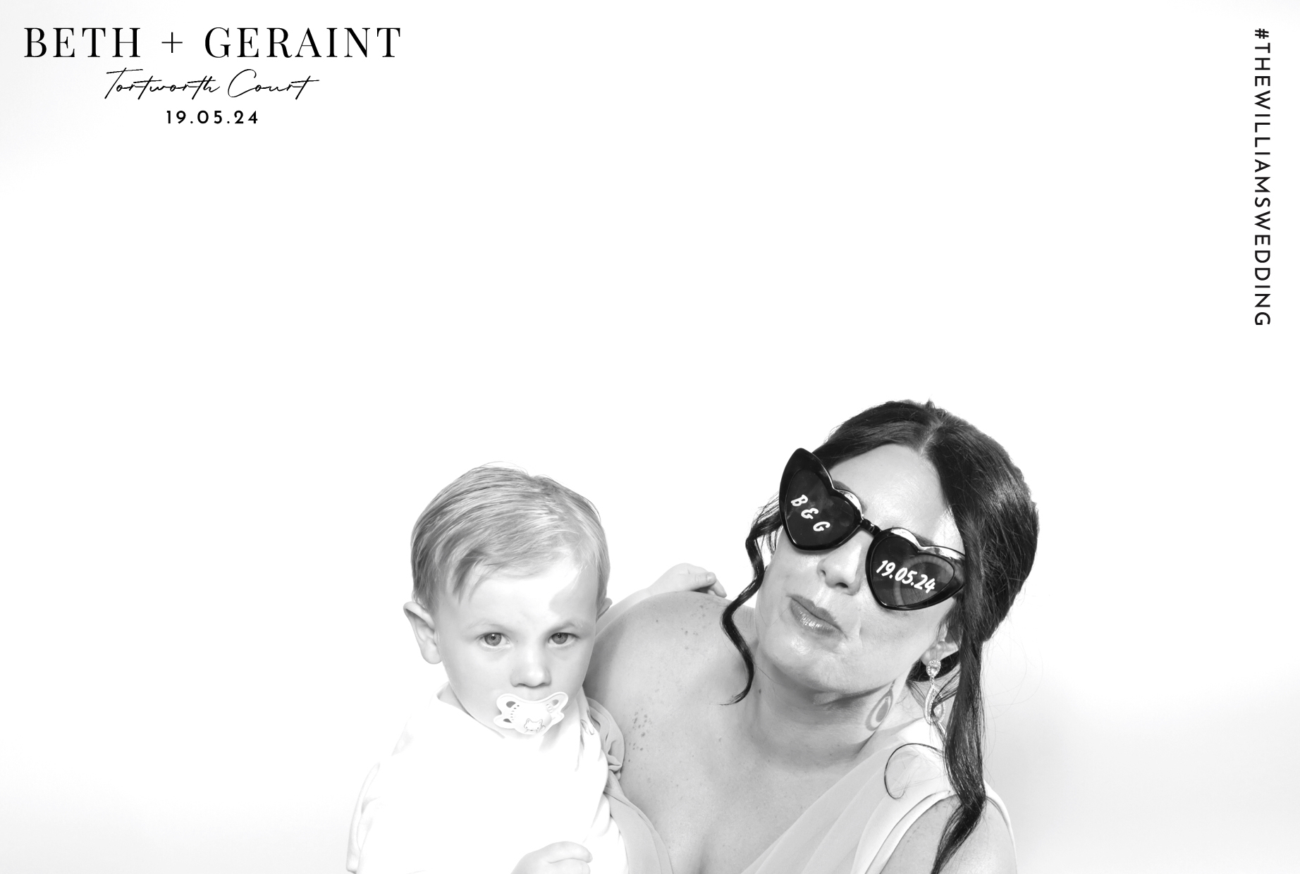Beth & Geraint | View more photos from the event at images.mobile-photo-booth.com/u/MobilePhotoBoothUK/Beth-Geraint