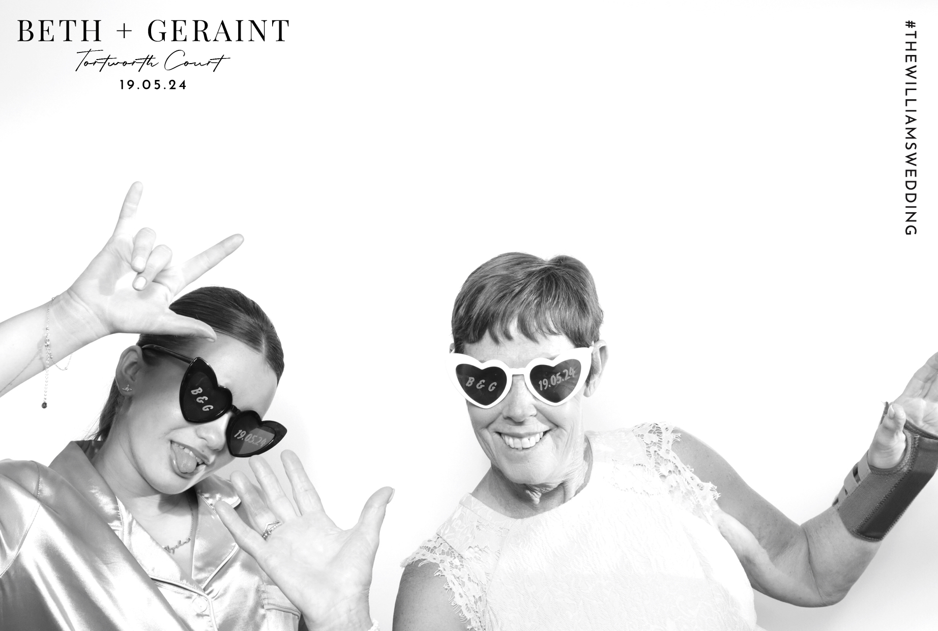 Beth & Geraint | View more photos from the event at images.mobile-photo-booth.com/u/MobilePhotoBoothUK/Beth-Geraint