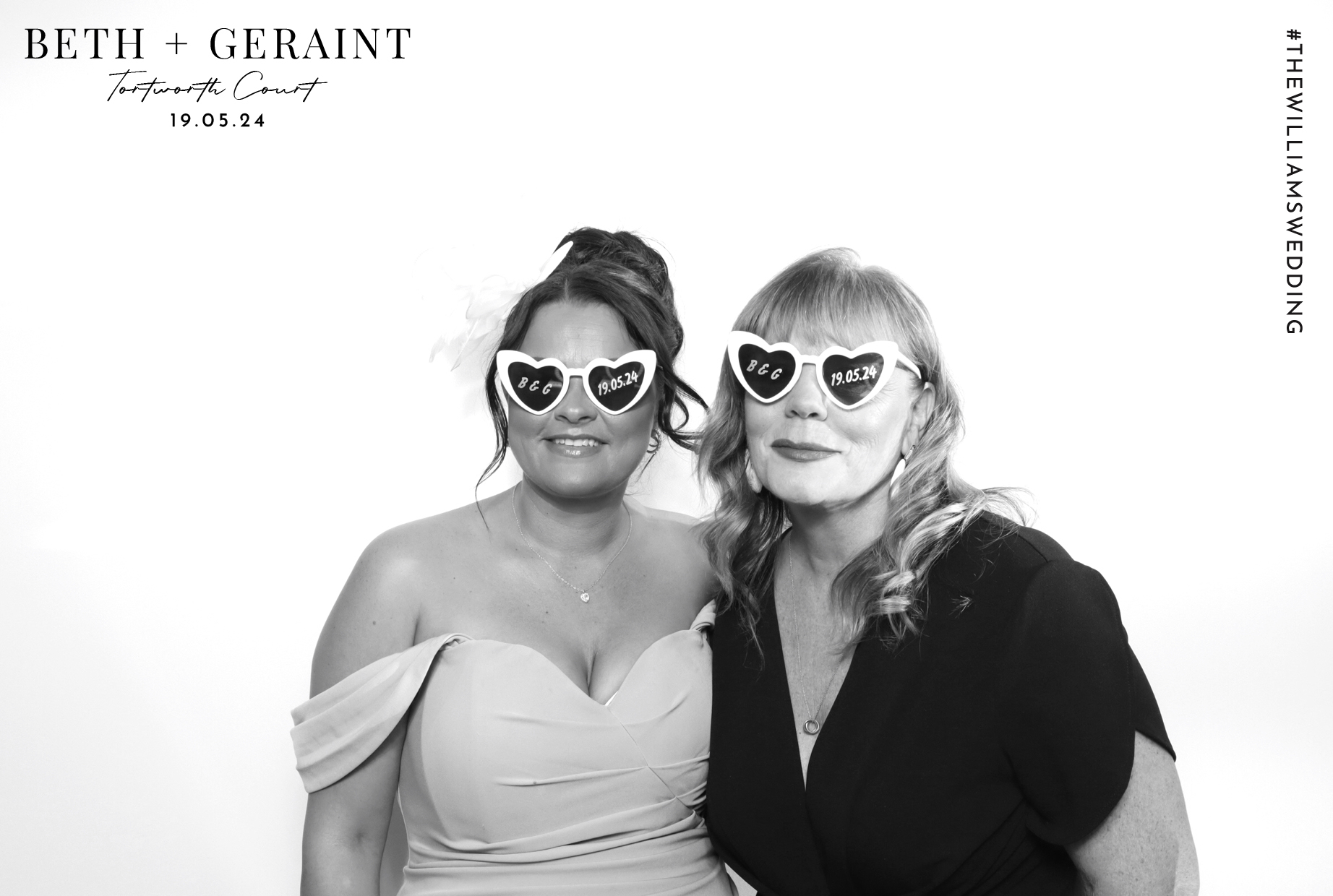 Beth & Geraint | View more photos from the event at images.mobile-photo-booth.com/u/MobilePhotoBoothUK/Beth-Geraint