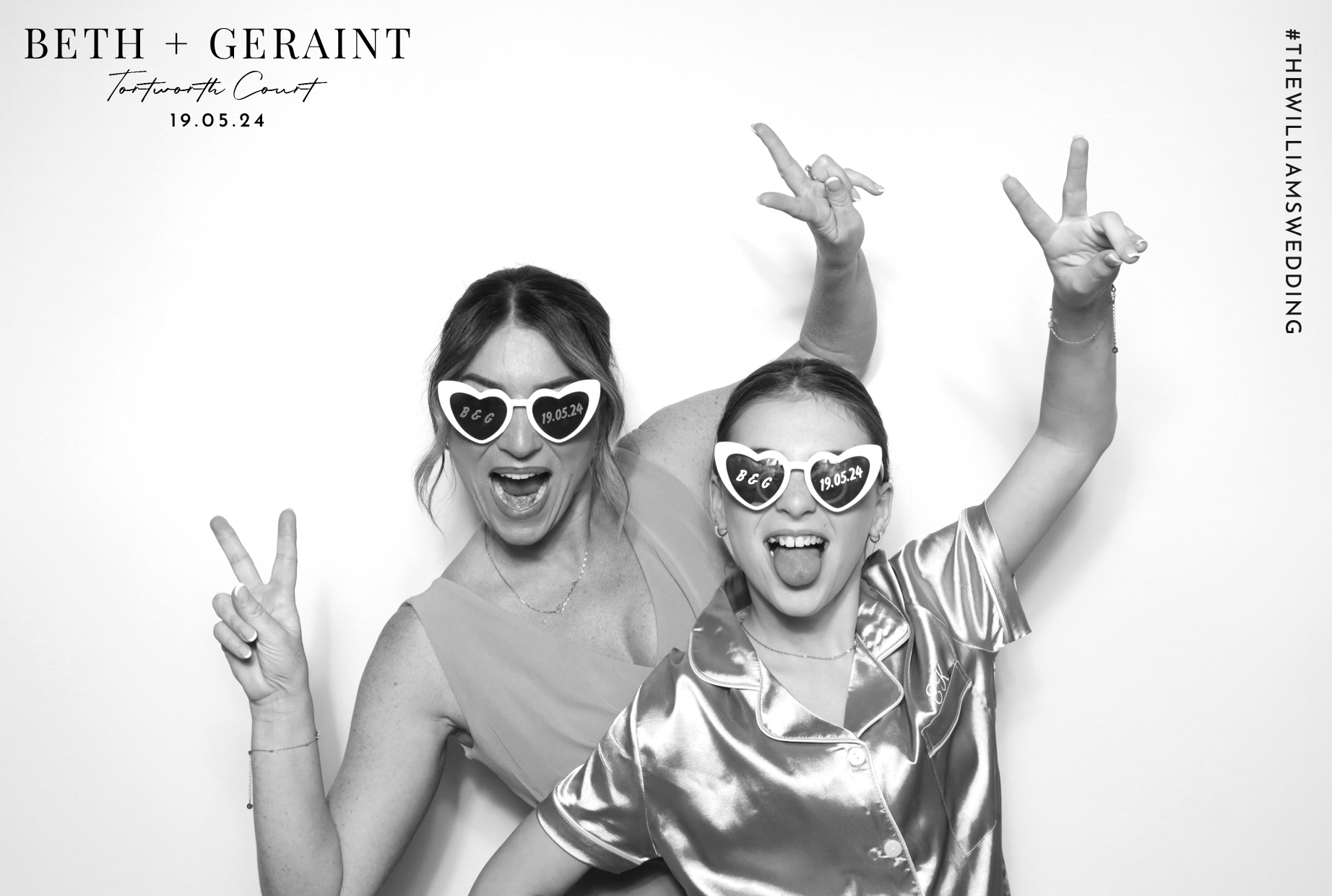 Beth & Geraint | View more photos from the event at images.mobile-photo-booth.com/u/MobilePhotoBoothUK/Beth-Geraint