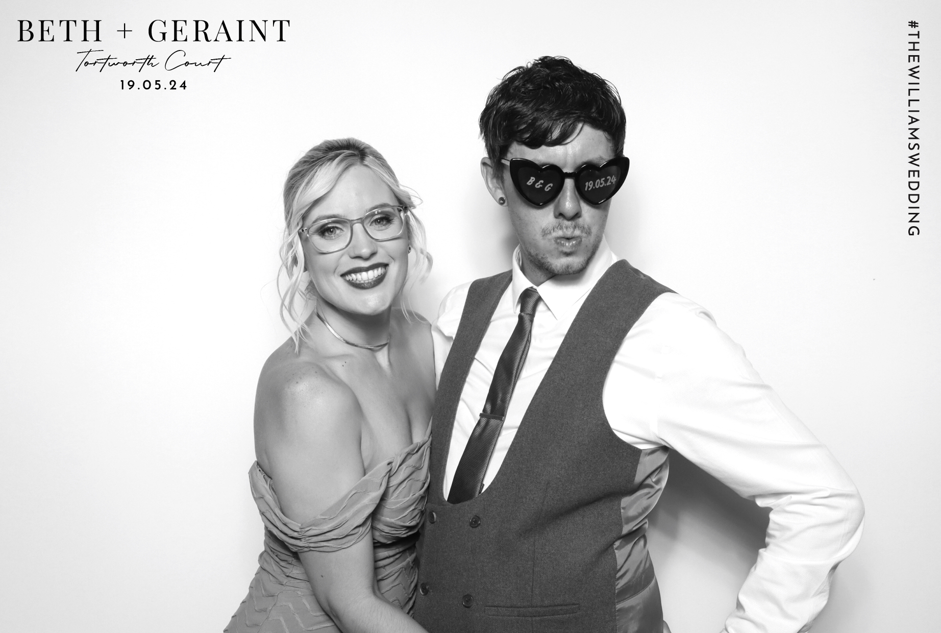 Beth & Geraint | View more photos from the event at images.mobile-photo-booth.com/u/MobilePhotoBoothUK/Beth-Geraint