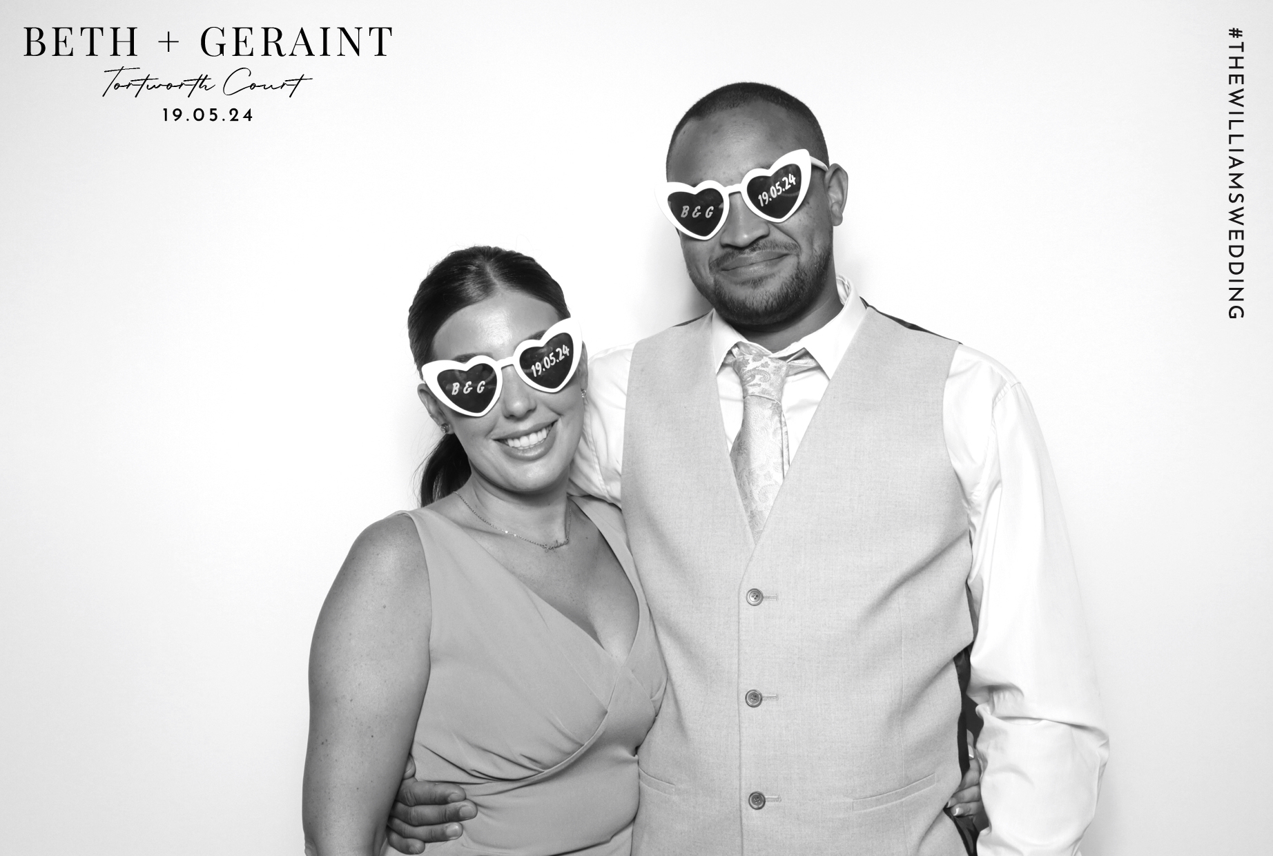 Beth & Geraint | View more photos from the event at images.mobile-photo-booth.com/u/MobilePhotoBoothUK/Beth-Geraint