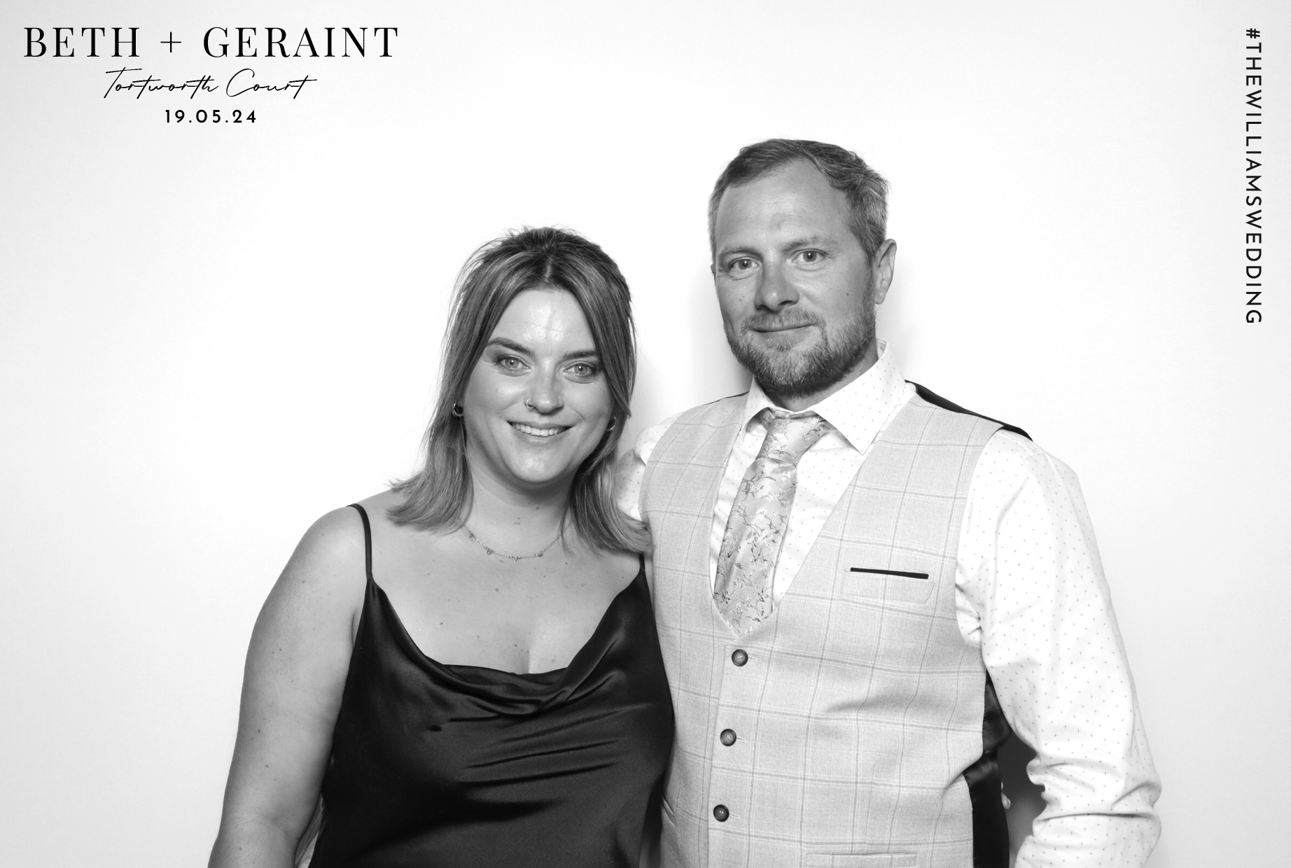 Beth & Geraint | View more photos from the event at images.mobile-photo-booth.com/u/MobilePhotoBoothUK/Beth-Geraint