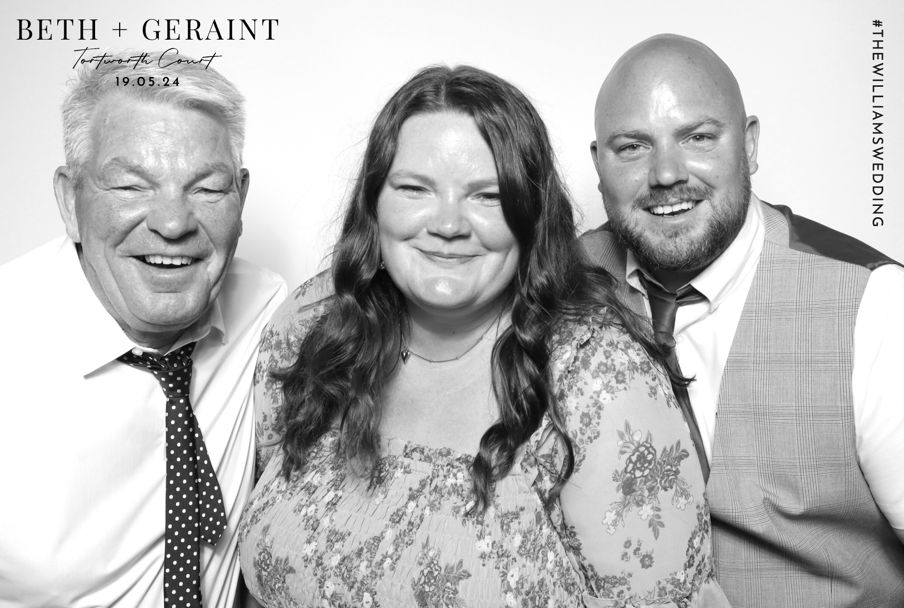 Beth & Geraint | View more photos from the event at images.mobile-photo-booth.com/u/MobilePhotoBoothUK/Beth-Geraint