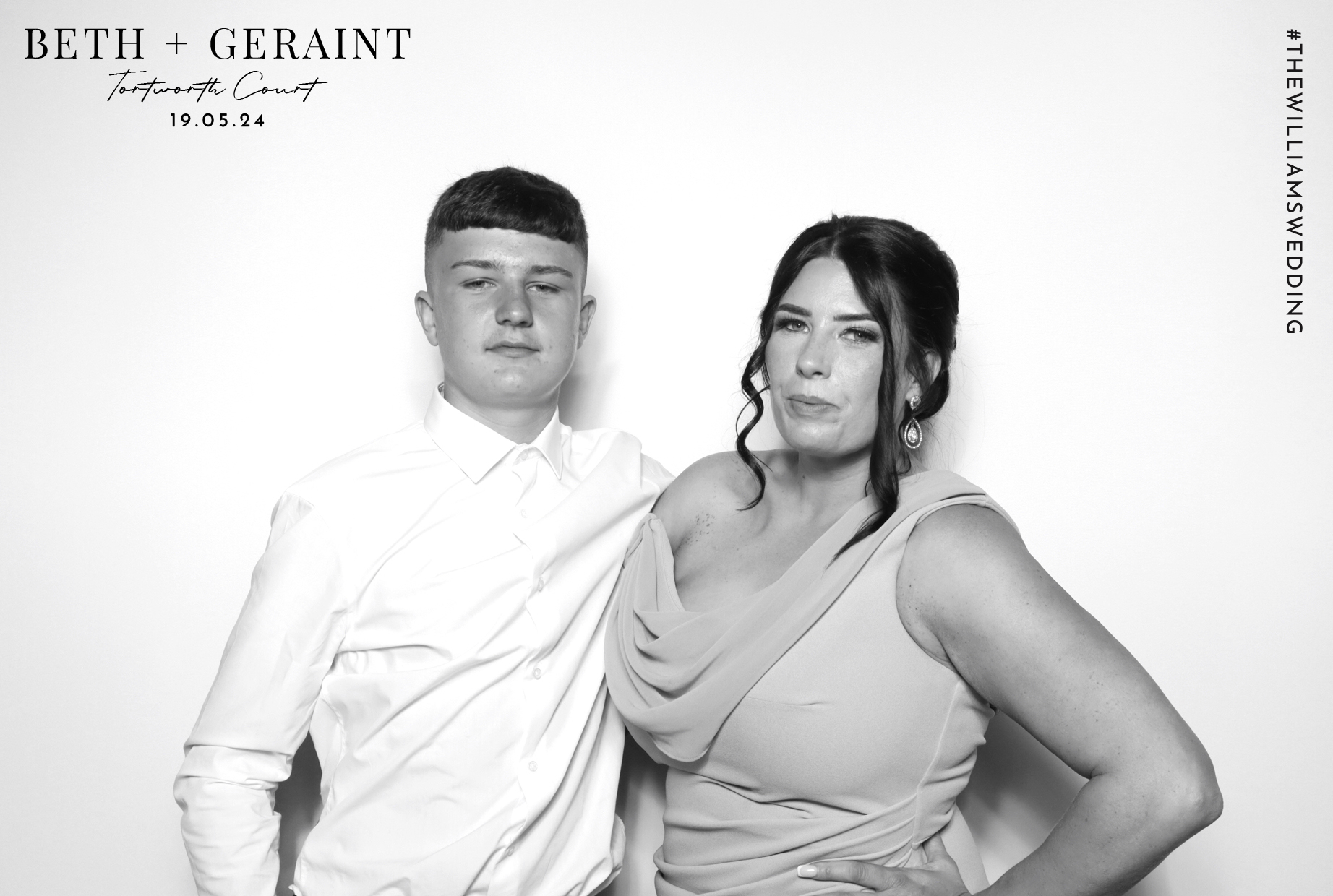 Beth & Geraint | View more photos from the event at images.mobile-photo-booth.com/u/MobilePhotoBoothUK/Beth-Geraint