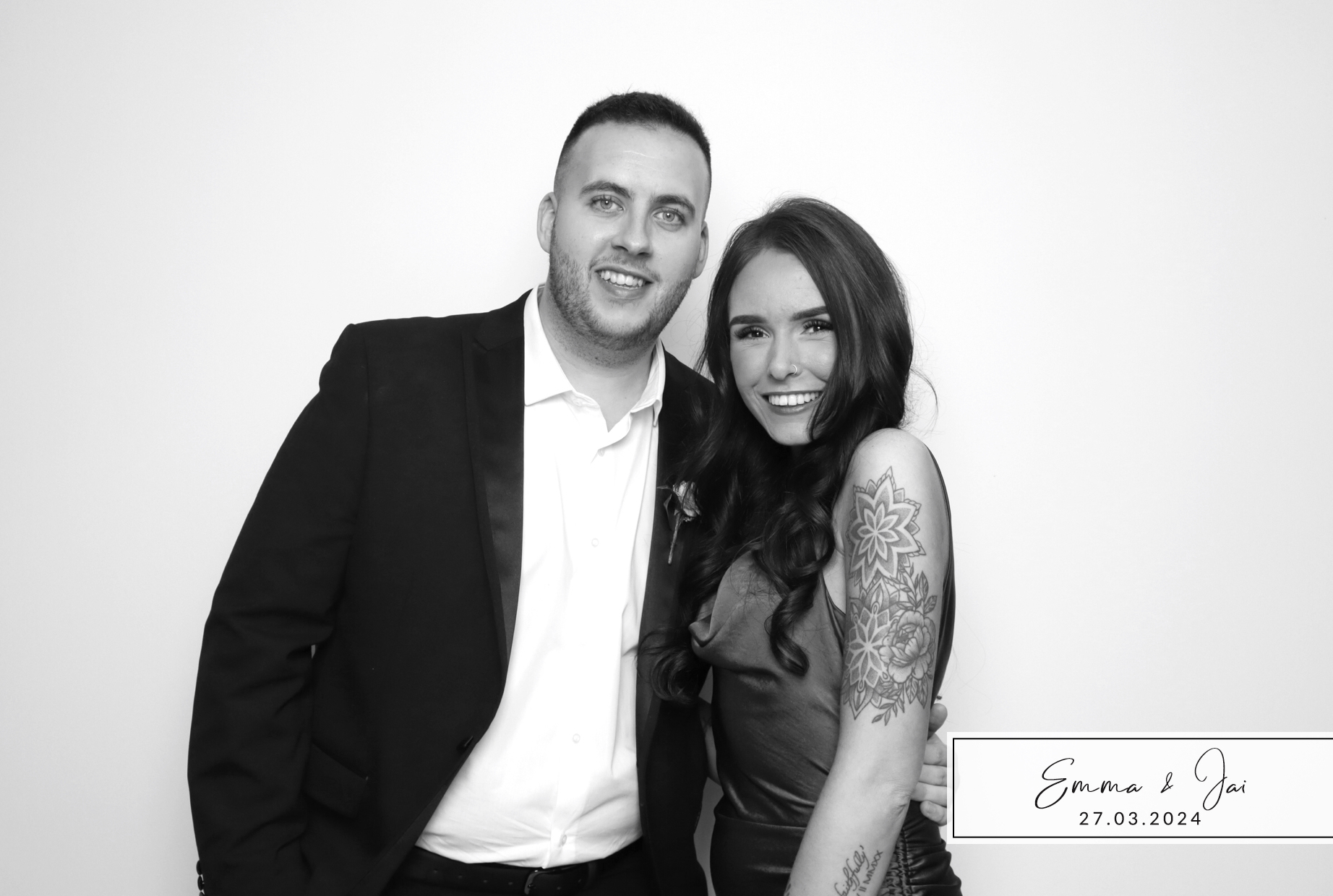 Emma & Jai | View more photos from the event at images.mobile-photo-booth.com/u/MobilePhotoBoothUK/Emma-Jai