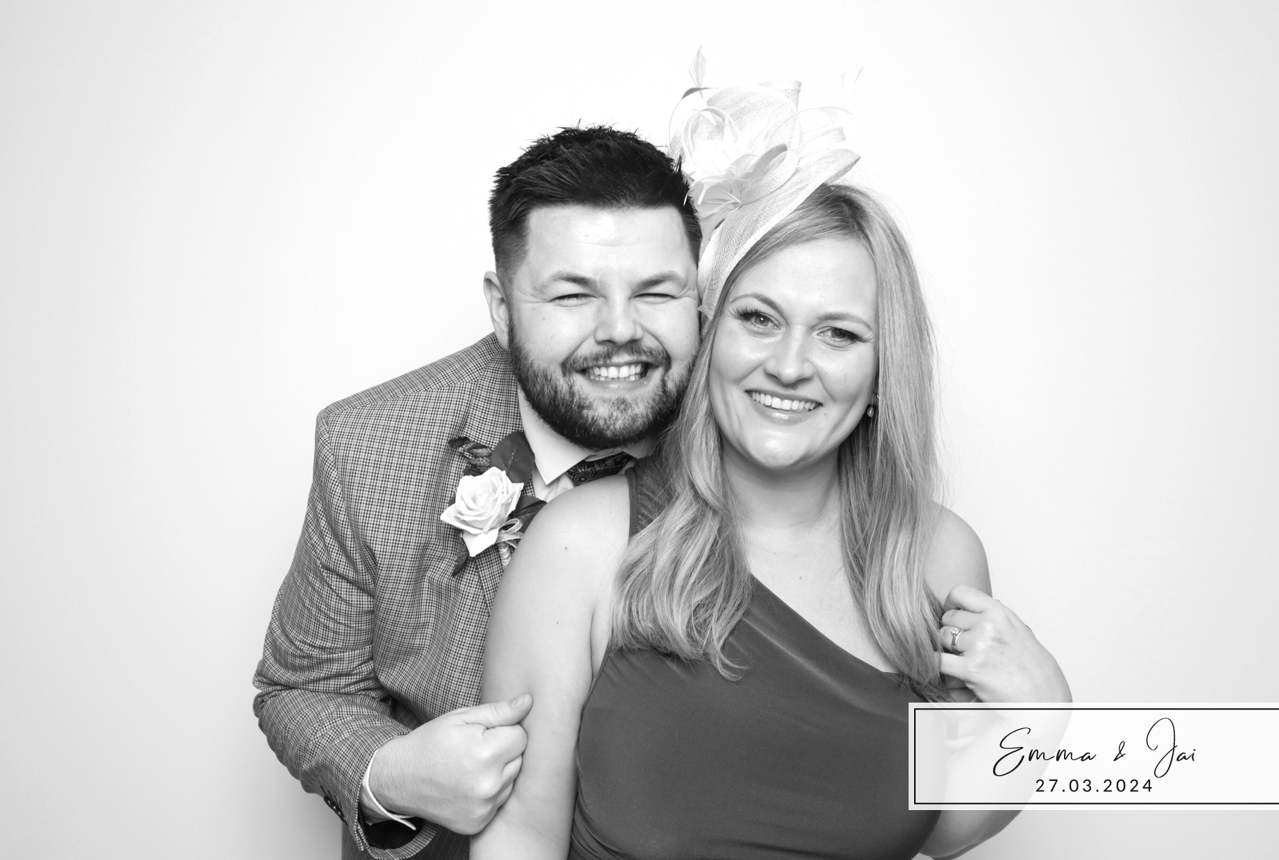 Emma & Jai | View more photos from the event at images.mobile-photo-booth.com/u/MobilePhotoBoothUK/Emma-Jai