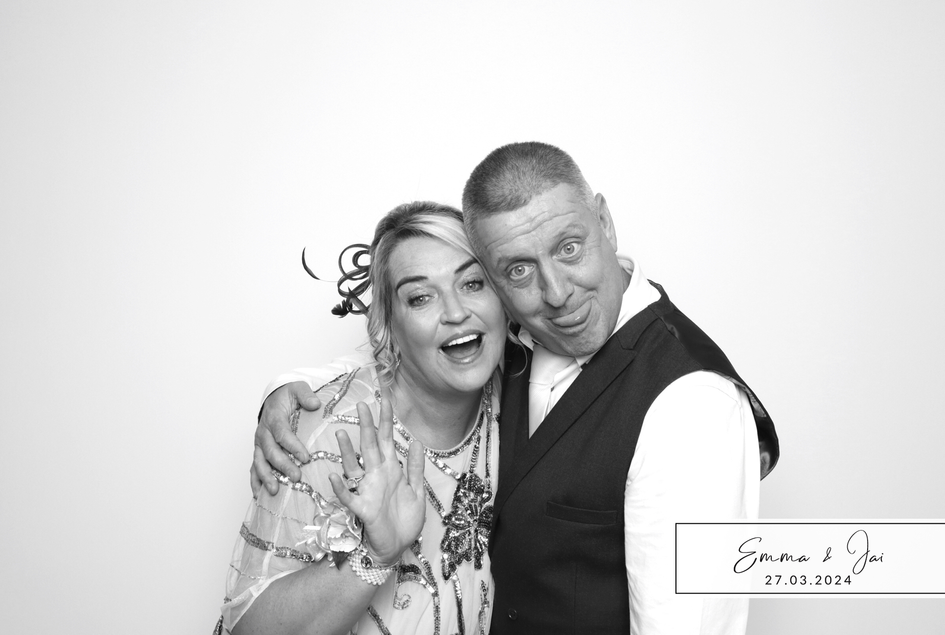 Emma & Jai | View more photos from the event at images.mobile-photo-booth.com/u/MobilePhotoBoothUK/Emma-Jai