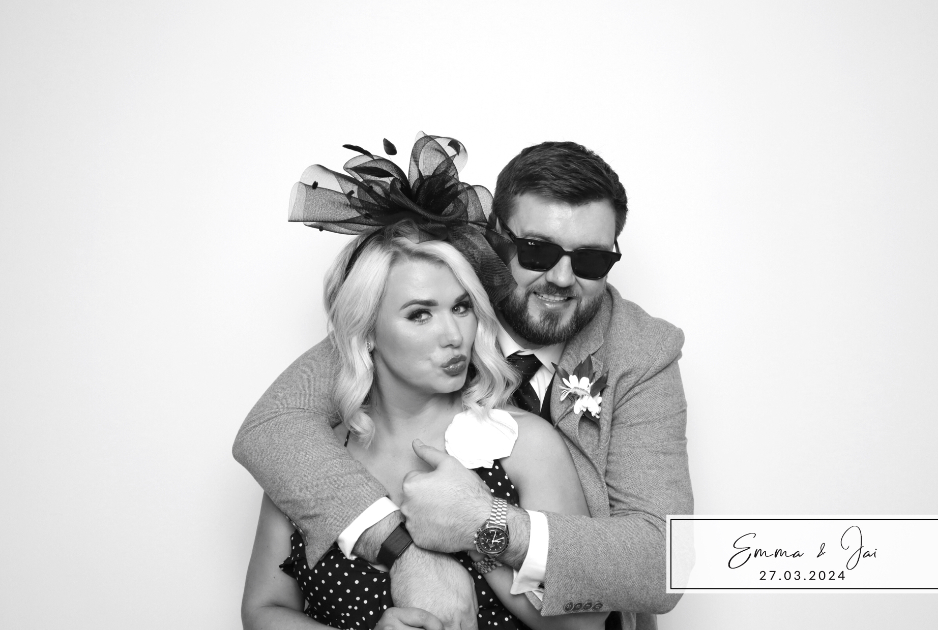 Emma & Jai | View more photos from the event at images.mobile-photo-booth.com/u/MobilePhotoBoothUK/Emma-Jai