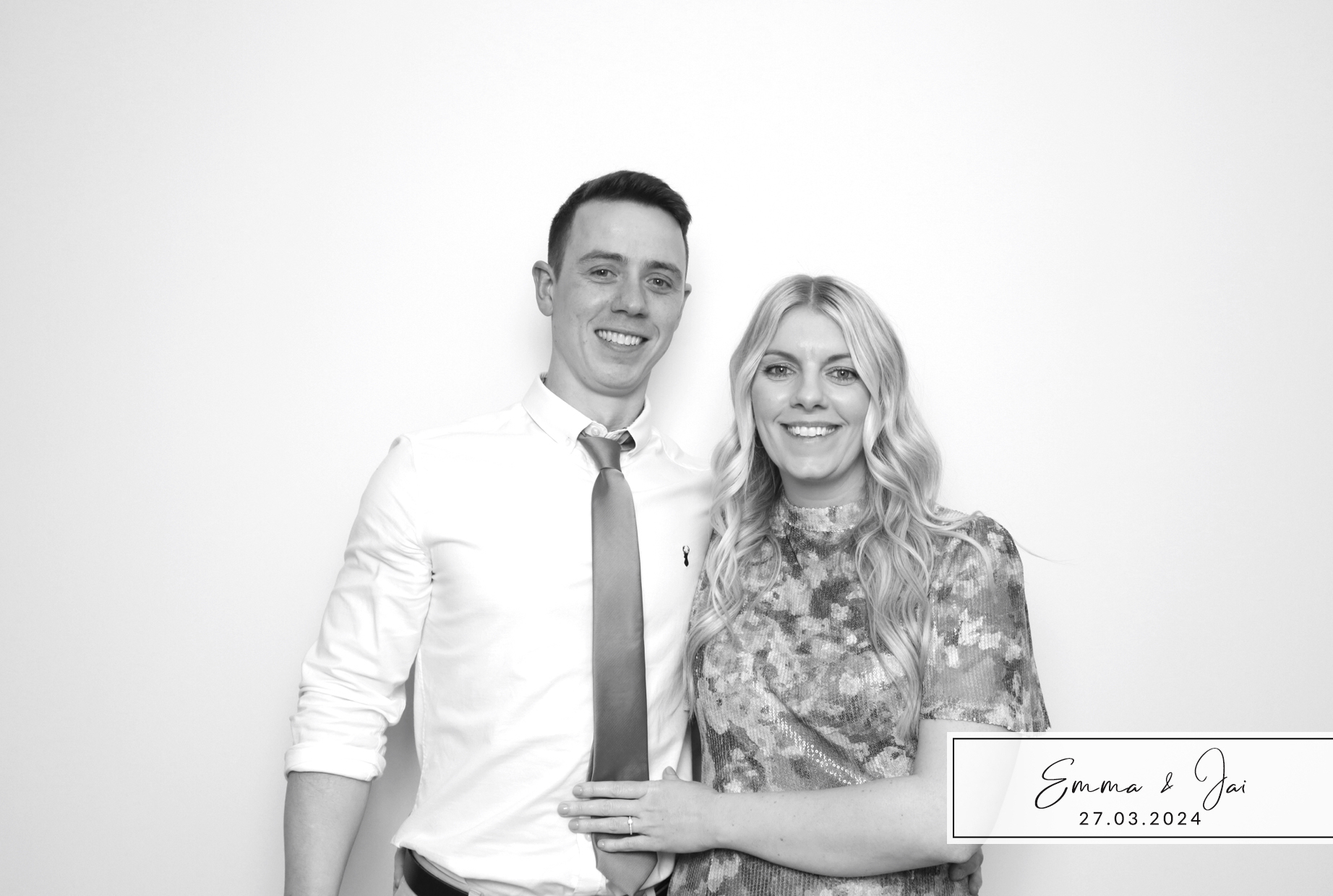 Emma & Jai | View more photos from the event at images.mobile-photo-booth.com/u/MobilePhotoBoothUK/Emma-Jai