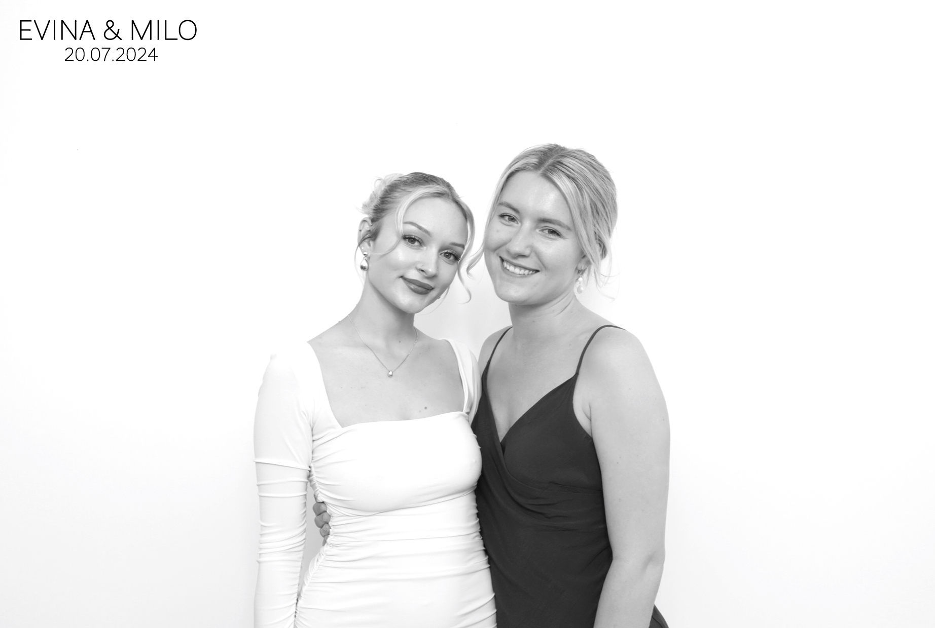 Evina & MIlo | View more photos from the event at images.mobile-photo-booth.com/u/MobilePhotoBoothUK/Evina-MIlo
