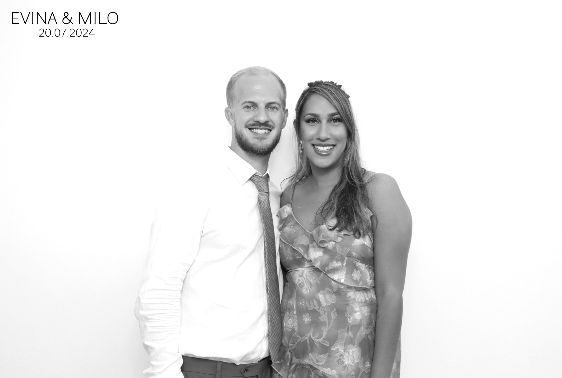 Evina & MIlo | View more photos from the event at images.mobile-photo-booth.com/u/MobilePhotoBoothUK/Evina-MIlo
