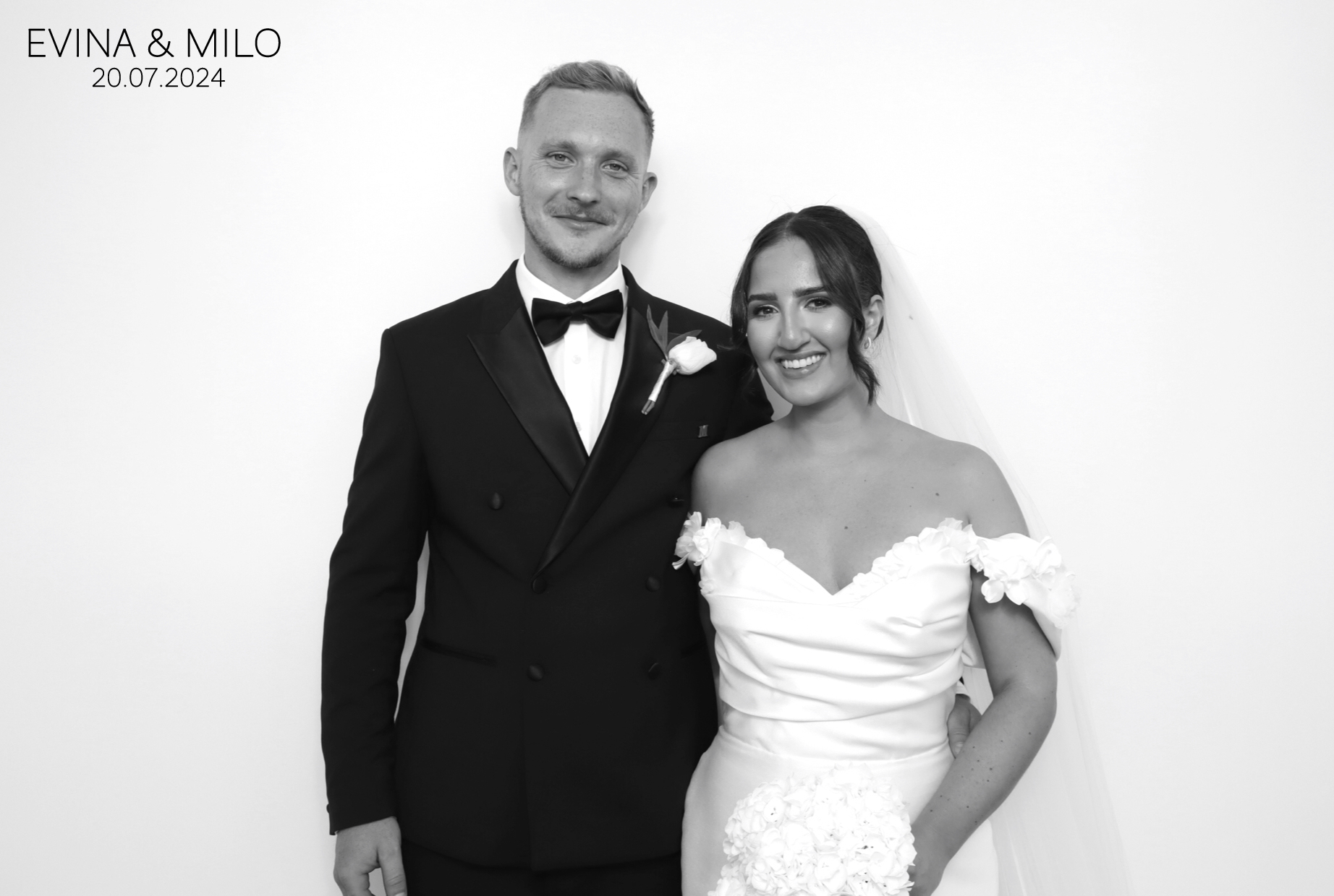 Evina & MIlo | View more photos from the event at images.mobile-photo-booth.com/u/MobilePhotoBoothUK/Evina-MIlo