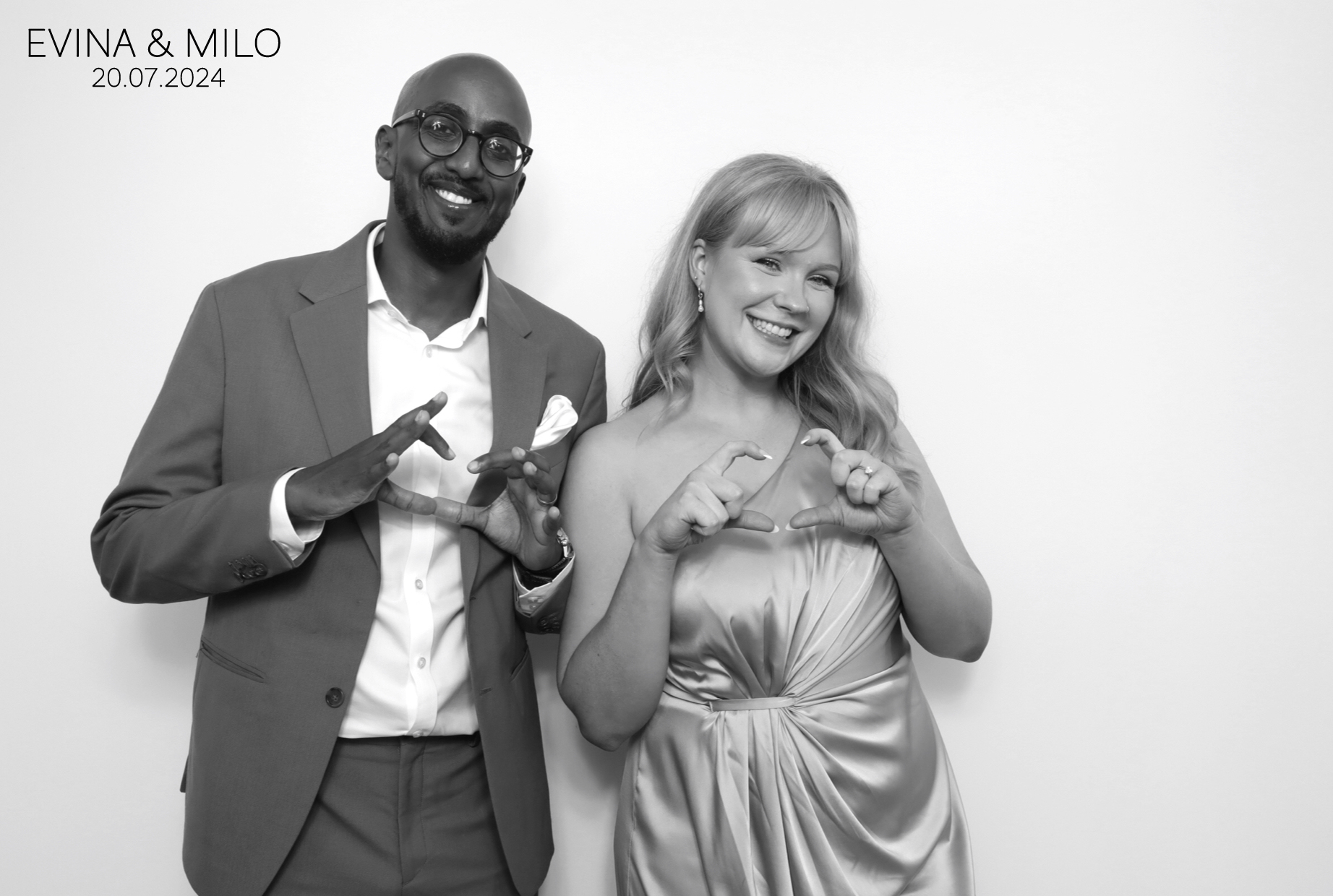 Evina & MIlo | View more photos from the event at images.mobile-photo-booth.com/u/MobilePhotoBoothUK/Evina-MIlo