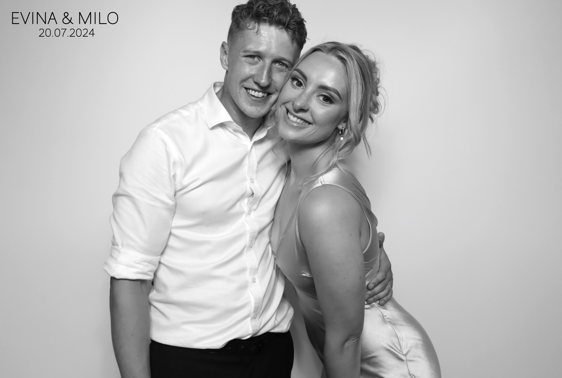 Evina & MIlo | View more photos from the event at images.mobile-photo-booth.com/u/MobilePhotoBoothUK/Evina-MIlo