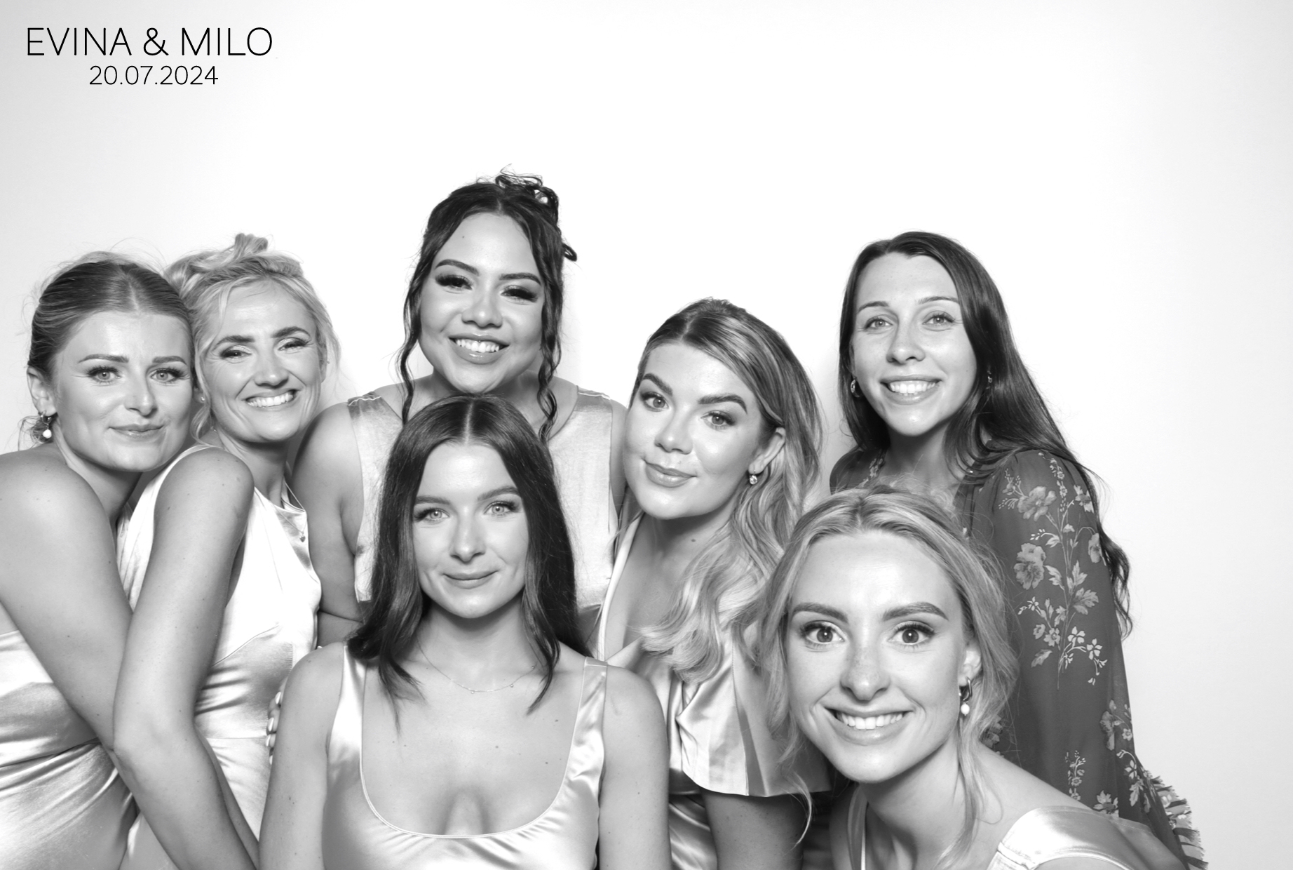 Evina & MIlo | View more photos from the event at images.mobile-photo-booth.com/u/MobilePhotoBoothUK/Evina-MIlo