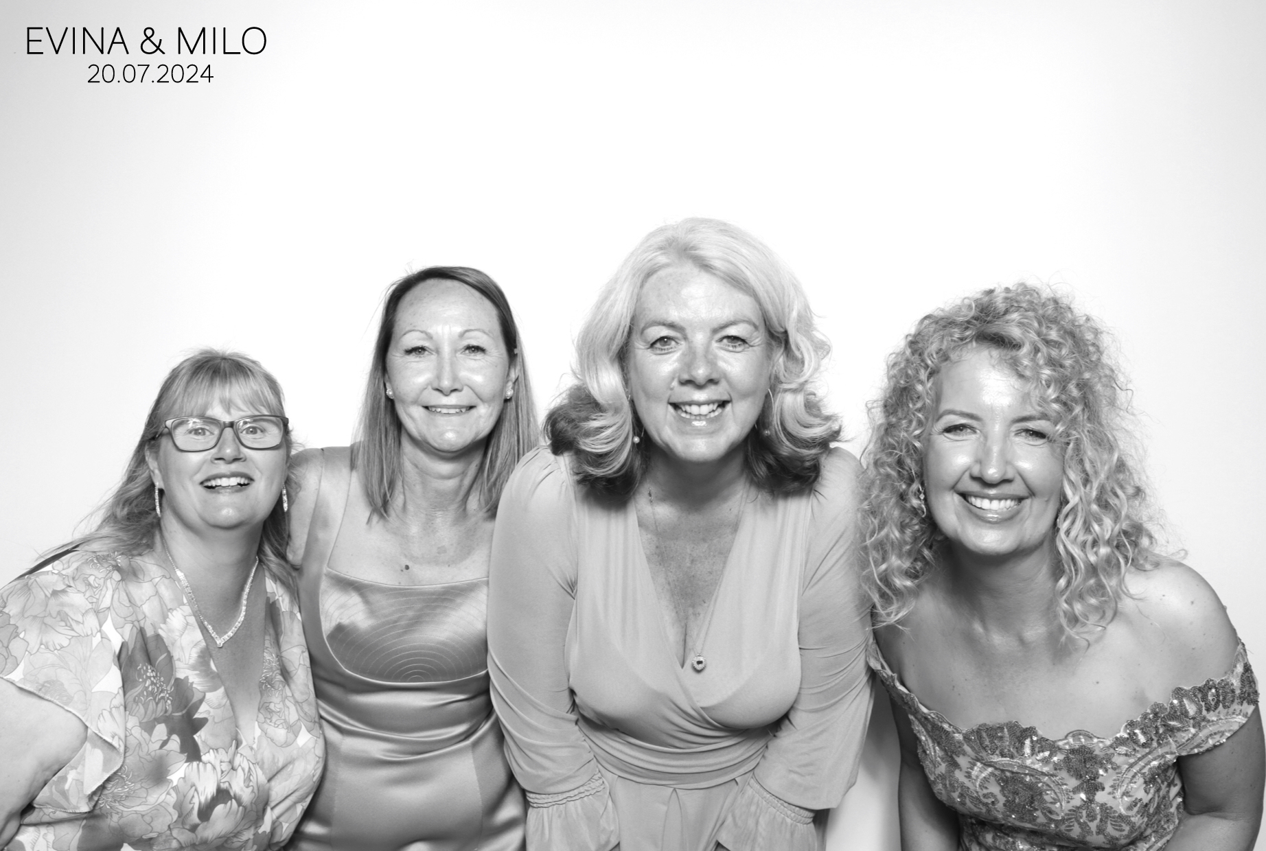 Evina & MIlo | View more photos from the event at images.mobile-photo-booth.com/u/MobilePhotoBoothUK/Evina-MIlo