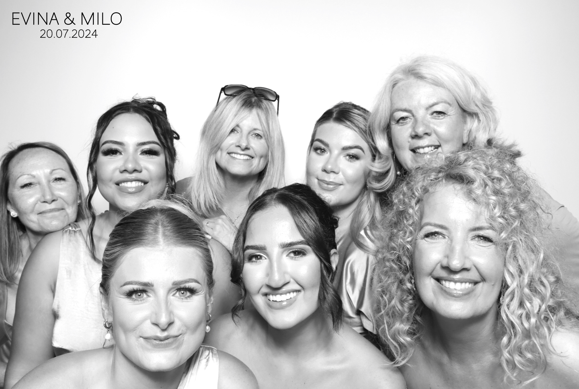 Evina & MIlo | View more photos from the event at images.mobile-photo-booth.com/u/MobilePhotoBoothUK/Evina-MIlo