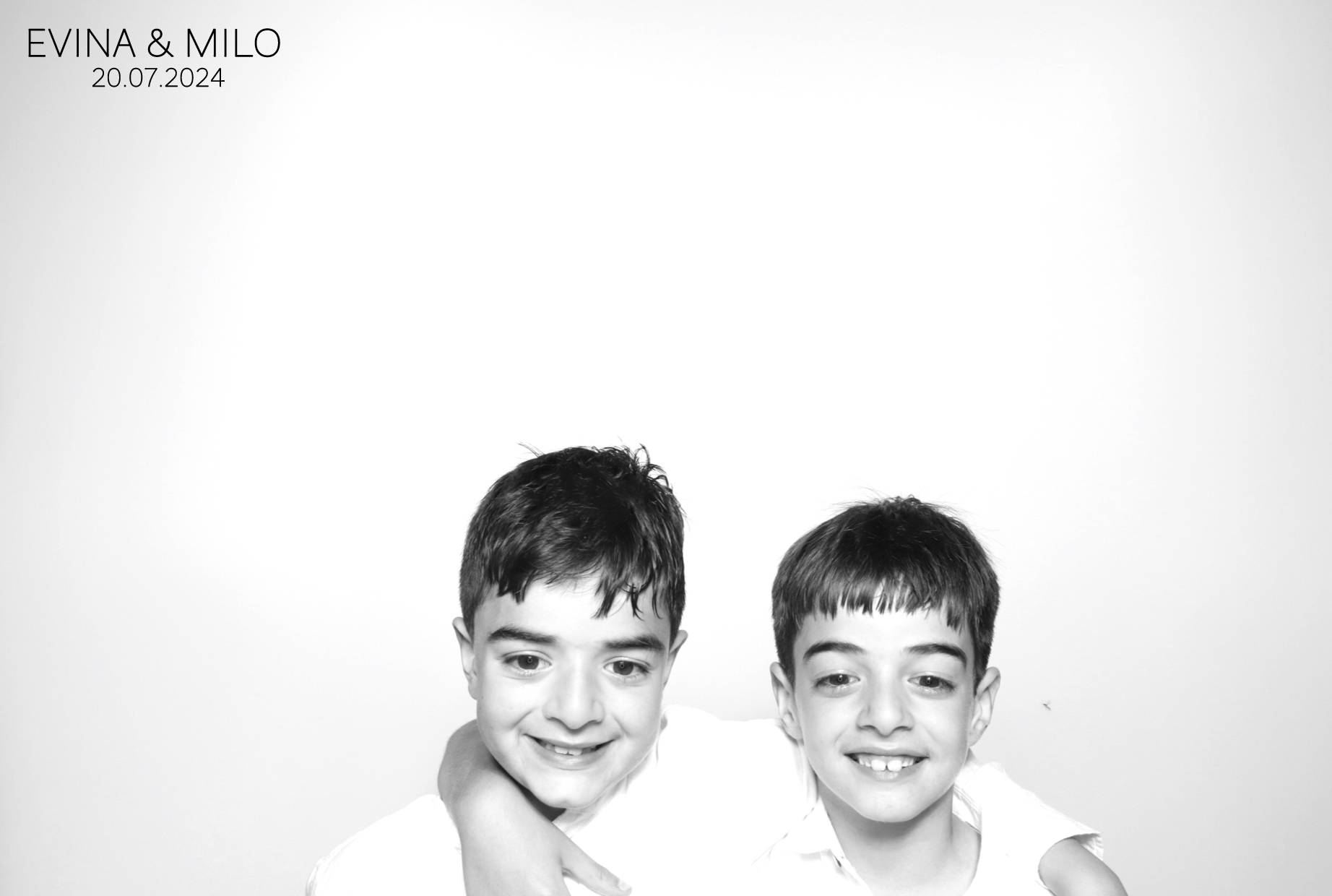 Evina & MIlo | View more photos from the event at images.mobile-photo-booth.com/u/MobilePhotoBoothUK/Evina-MIlo