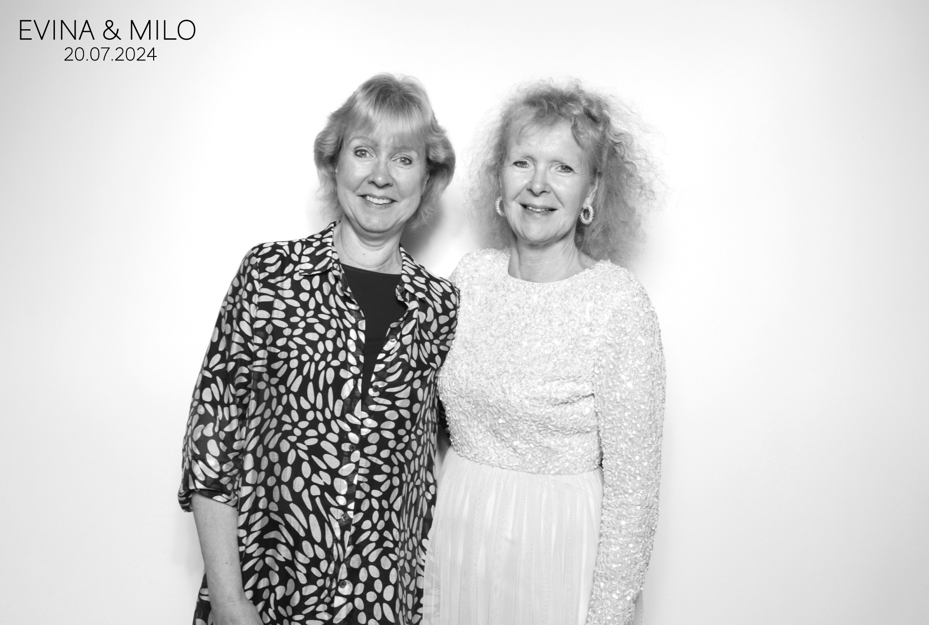 Evina & MIlo | View more photos from the event at images.mobile-photo-booth.com/u/MobilePhotoBoothUK/Evina-MIlo