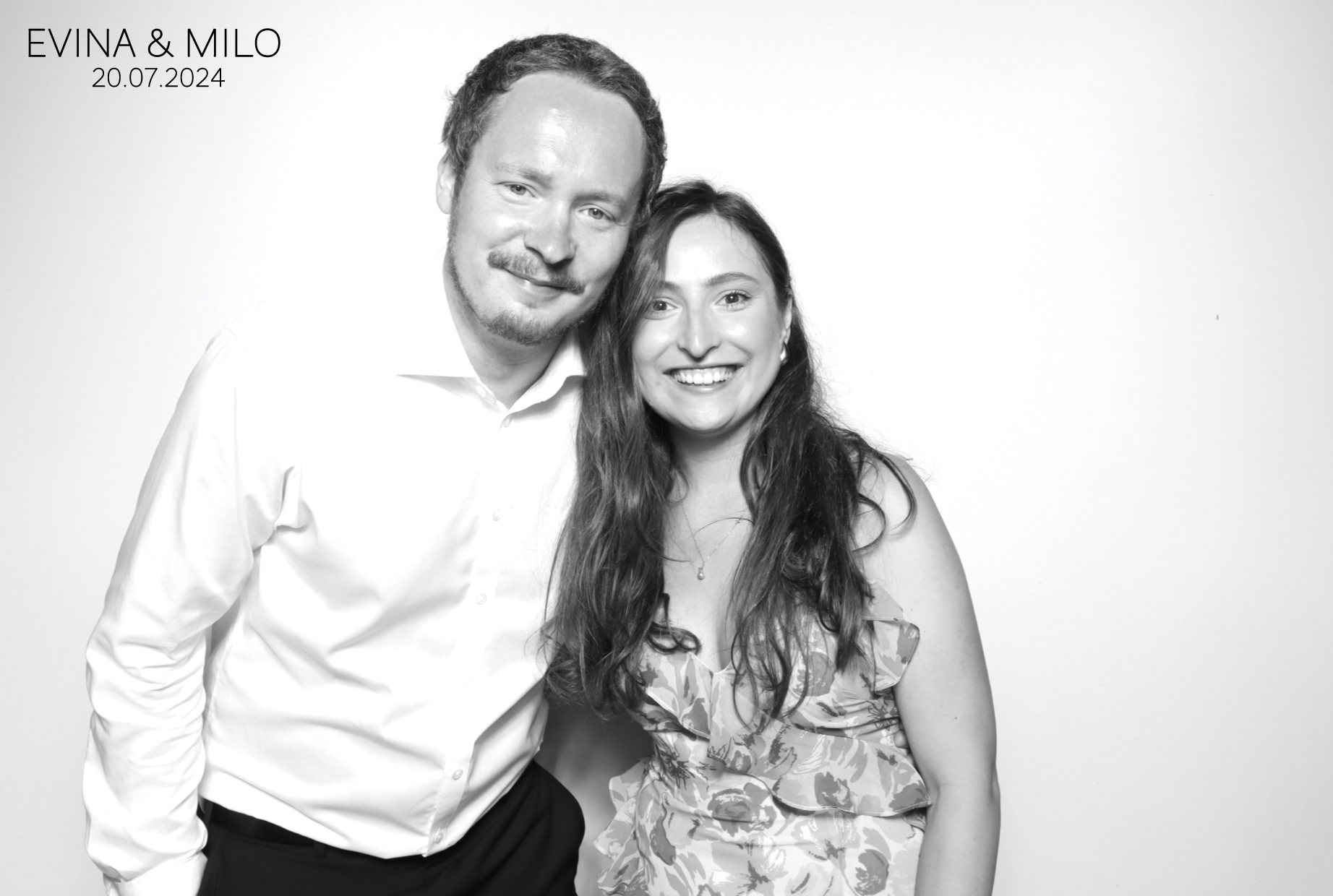Evina & MIlo | View more photos from the event at images.mobile-photo-booth.com/u/MobilePhotoBoothUK/Evina-MIlo