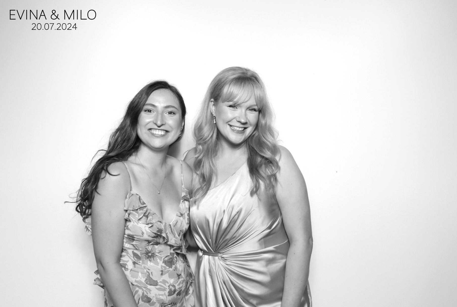 Evina & MIlo | View more photos from the event at images.mobile-photo-booth.com/u/MobilePhotoBoothUK/Evina-MIlo