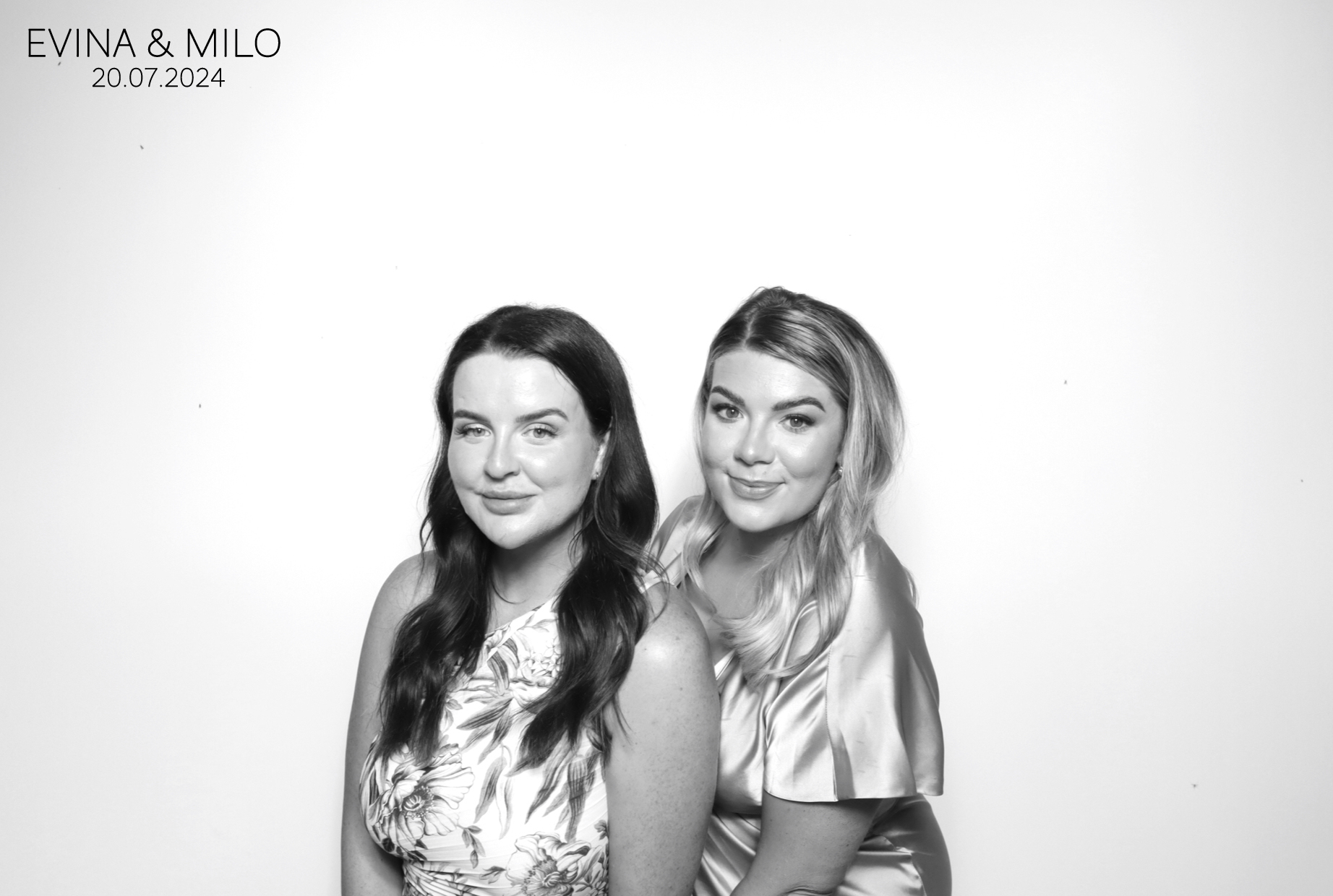Evina & MIlo | View more photos from the event at images.mobile-photo-booth.com/u/MobilePhotoBoothUK/Evina-MIlo