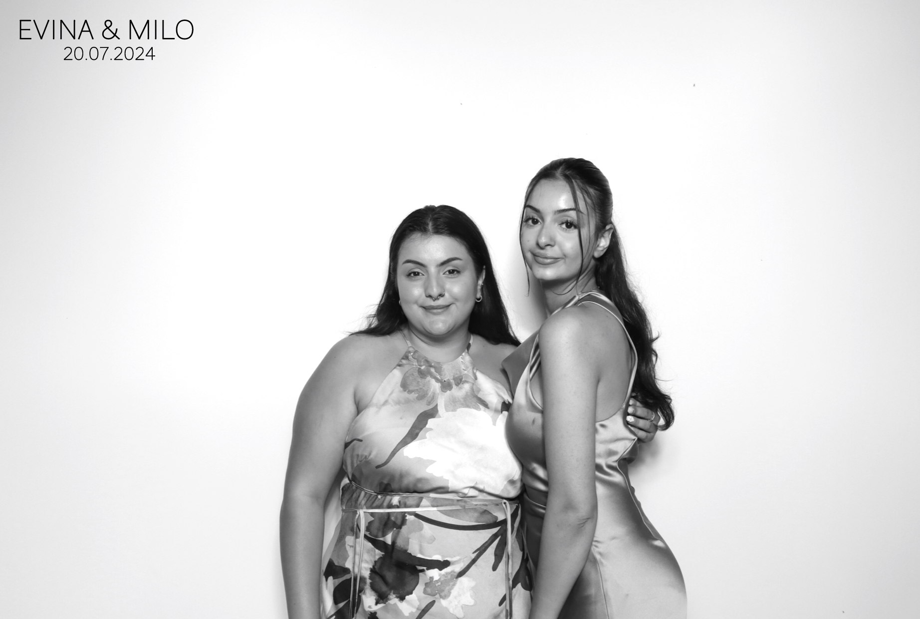 Evina & MIlo | View more photos from the event at images.mobile-photo-booth.com/u/MobilePhotoBoothUK/Evina-MIlo