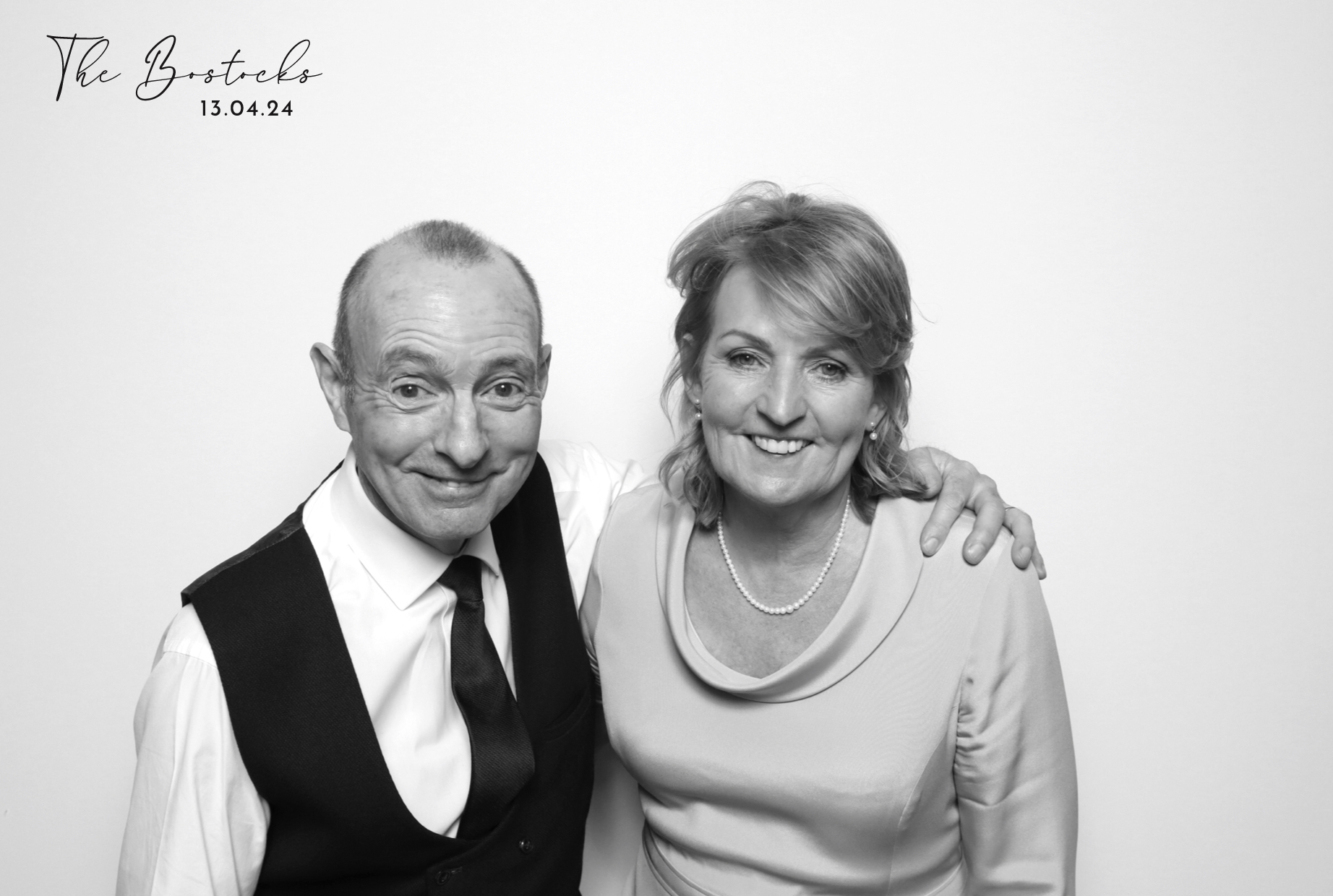 George & Shalinie | View more photos from the event at images.mobile-photo-booth.com/u/MobilePhotoBoothUK/George-Shalinie