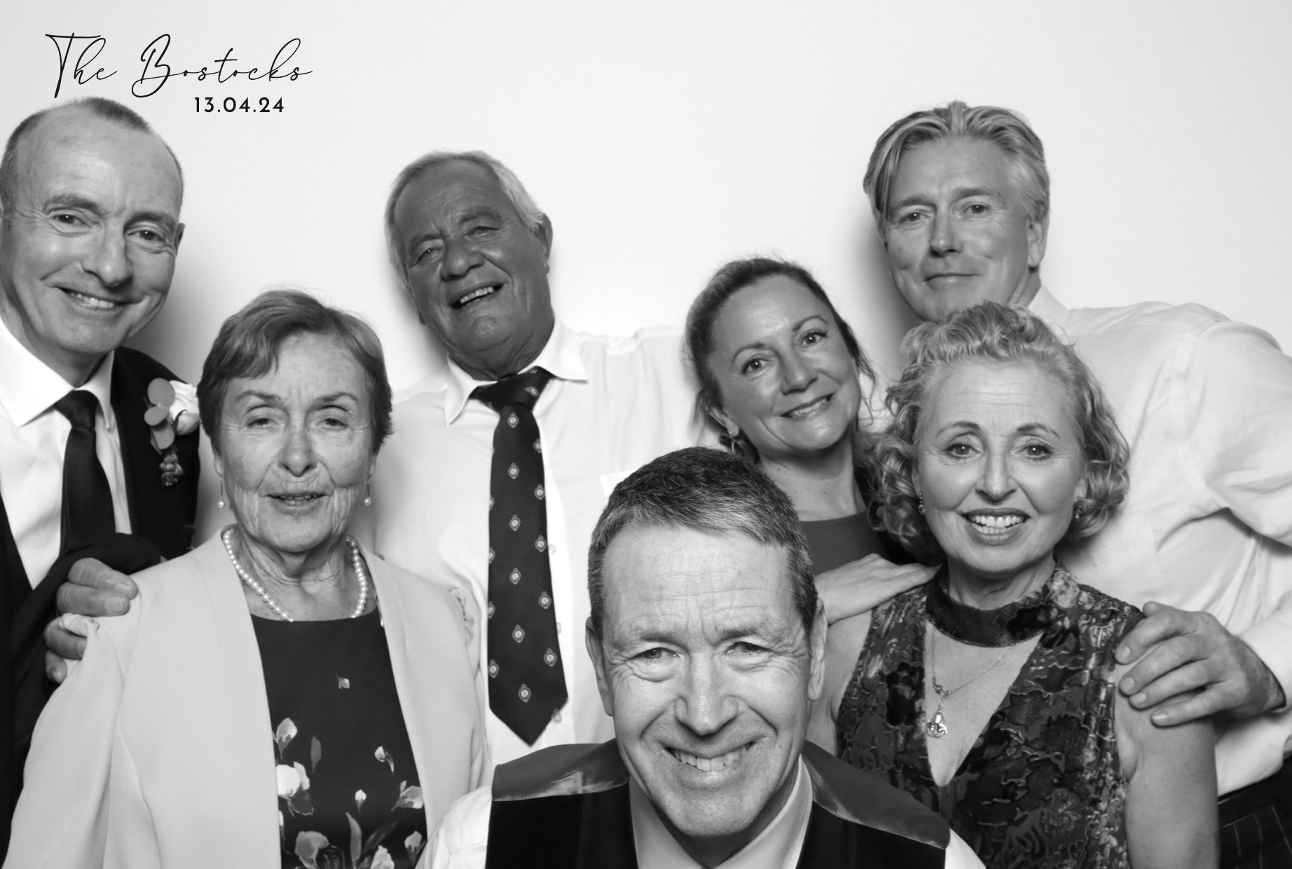 George & Shalinie | View more photos from the event at images.mobile-photo-booth.com/u/MobilePhotoBoothUK/George-Shalinie