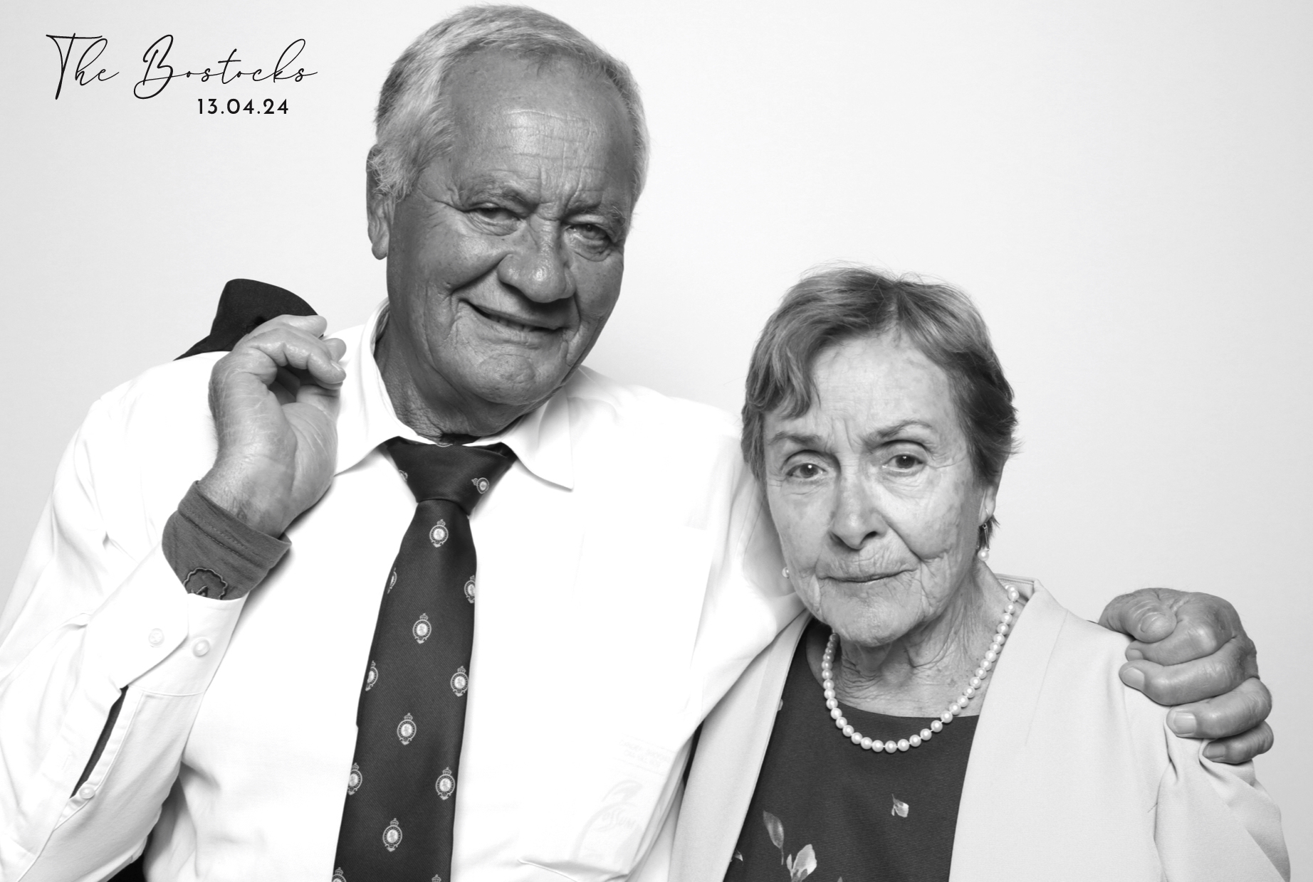 George & Shalinie | View more photos from the event at images.mobile-photo-booth.com/u/MobilePhotoBoothUK/George-Shalinie