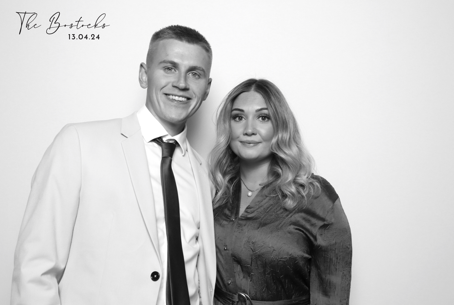 George & Shalinie | View more photos from the event at images.mobile-photo-booth.com/u/MobilePhotoBoothUK/George-Shalinie