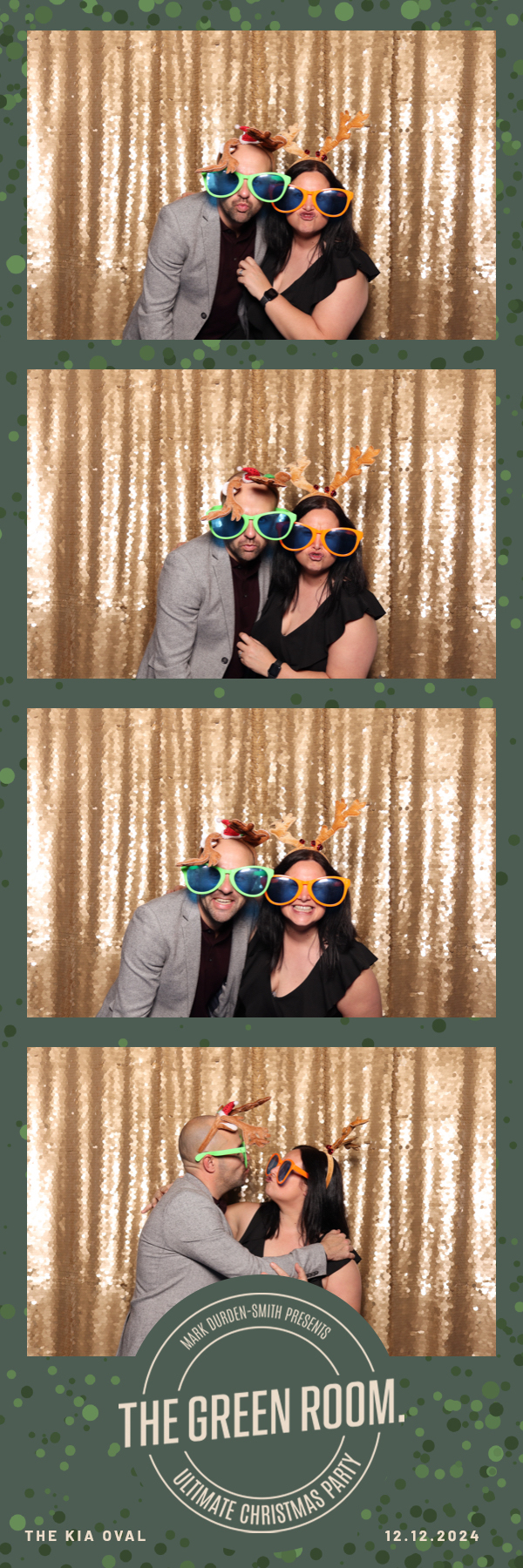 Green Room Christmas Party | View more photos from the event at images.mobile-photo-booth.com/u/MobilePhotoBoothUK/Green-Room-Christmas-Party-0