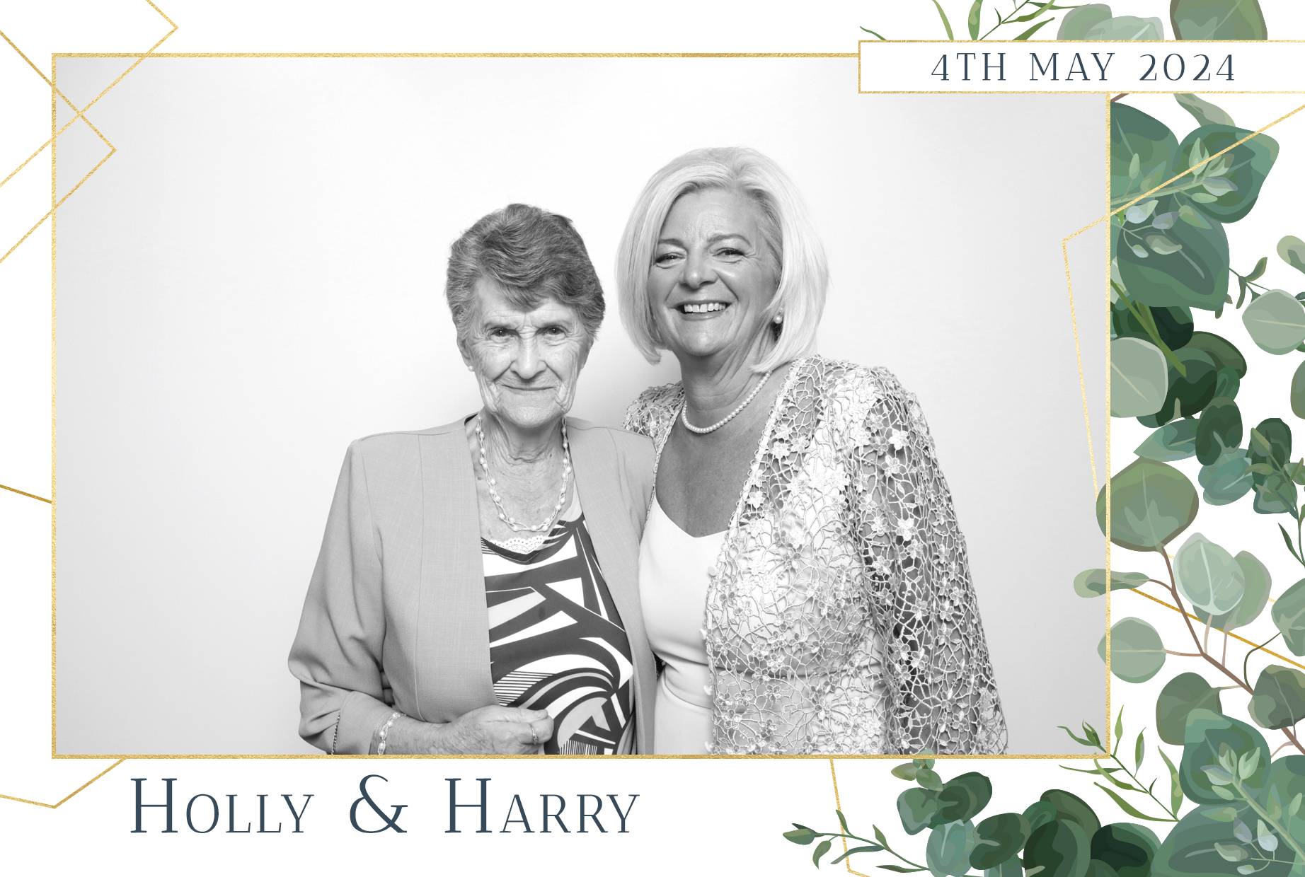 Holly & Harry | View more photos from the event at images.mobile-photo-booth.com/u/MobilePhotoBoothUK/Holly-Harry