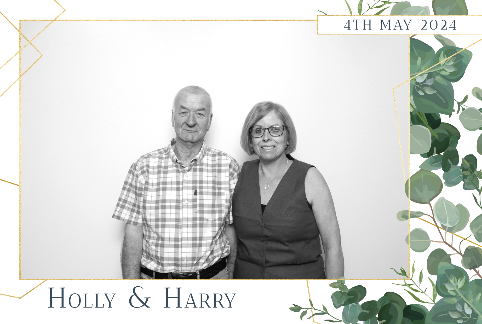 Holly & Harry | View more photos from the event at images.mobile-photo-booth.com/u/MobilePhotoBoothUK/Holly-Harry