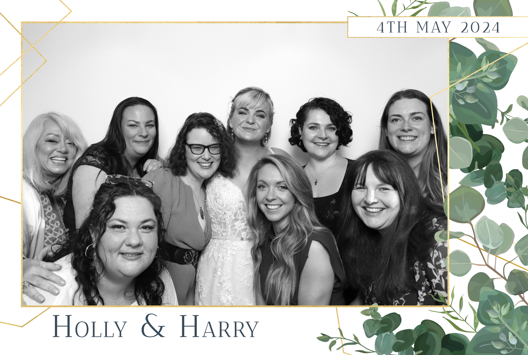 Holly & Harry | View more photos from the event at images.mobile-photo-booth.com/u/MobilePhotoBoothUK/Holly-Harry
