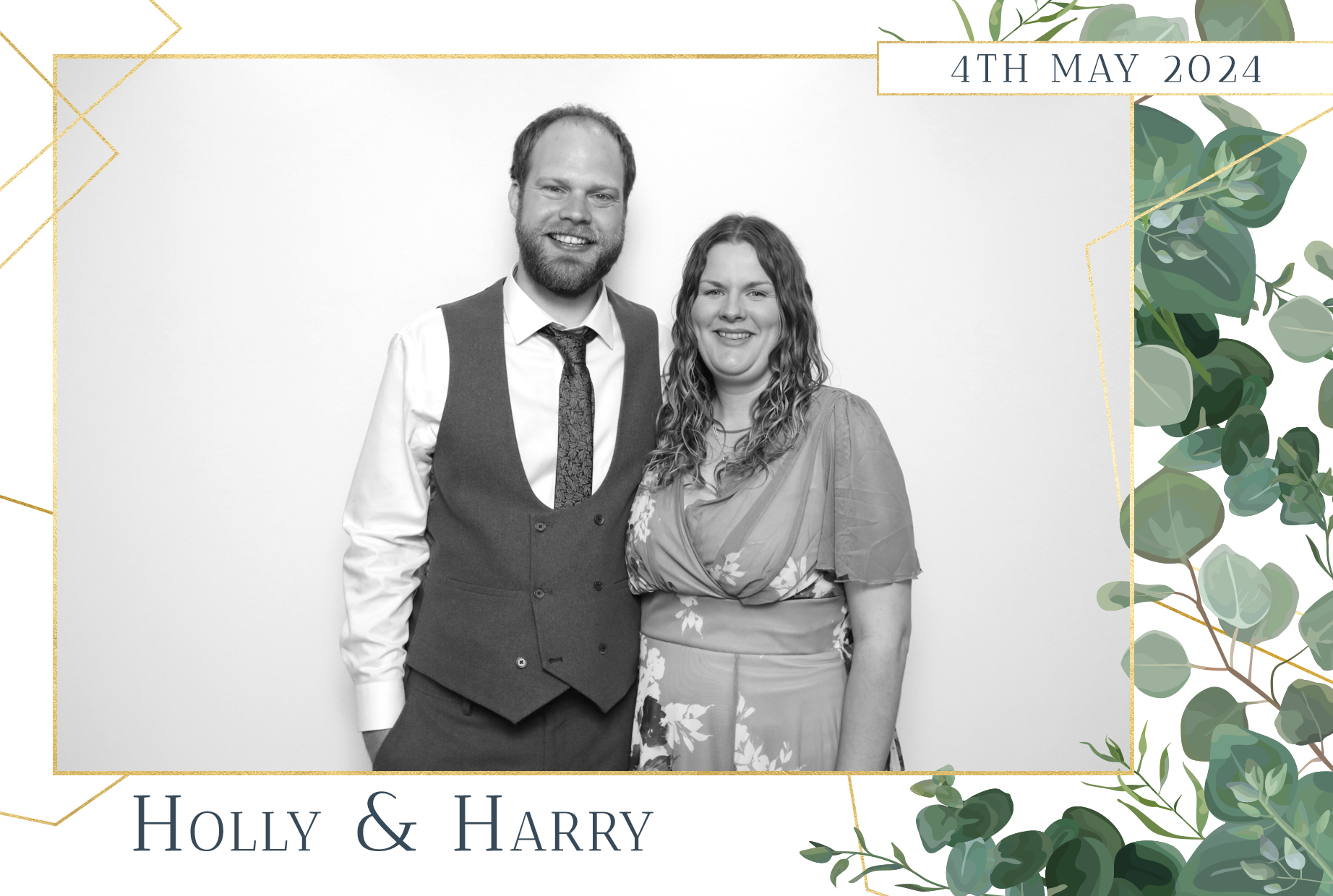 Holly & Harry | View more photos from the event at images.mobile-photo-booth.com/u/MobilePhotoBoothUK/Holly-Harry