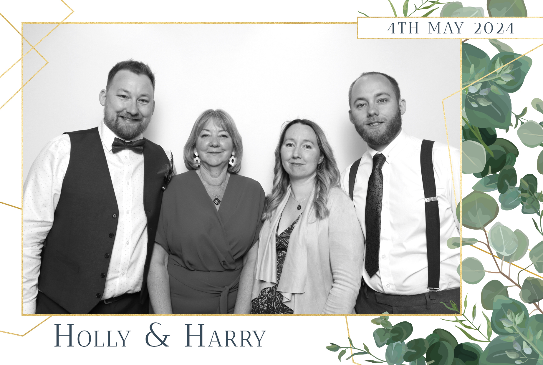 Holly & Harry | View more photos from the event at images.mobile-photo-booth.com/u/MobilePhotoBoothUK/Holly-Harry