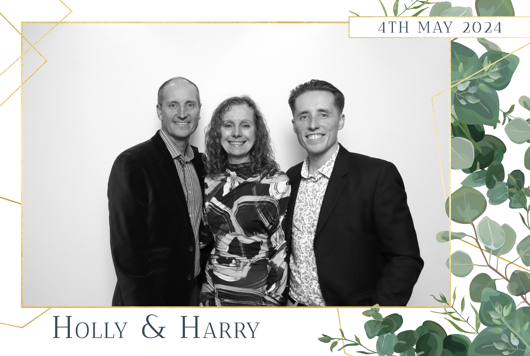 Holly & Harry | View more photos from the event at images.mobile-photo-booth.com/u/MobilePhotoBoothUK/Holly-Harry