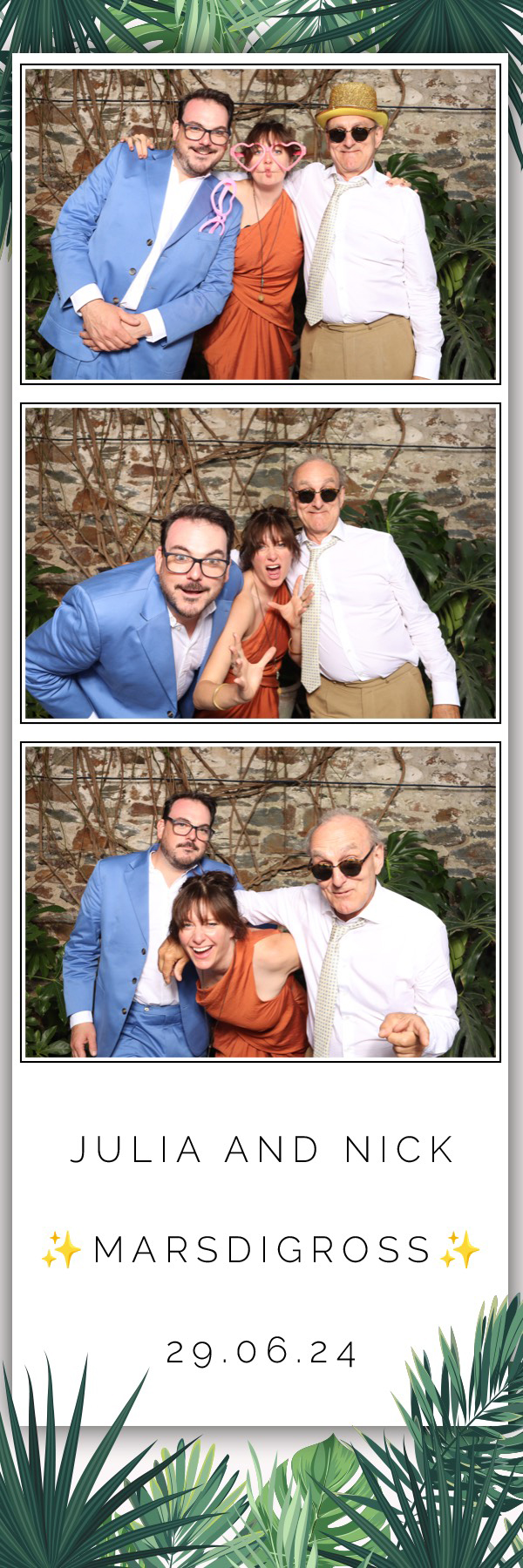 Julia & Nick | View more photos from the event at images.mobile-photo-booth.com/u/MobilePhotoBoothUK/Julia-Nick