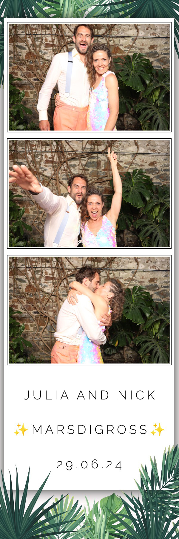 Julia & Nick | View more photos from the event at images.mobile-photo-booth.com/u/MobilePhotoBoothUK/Julia-Nick