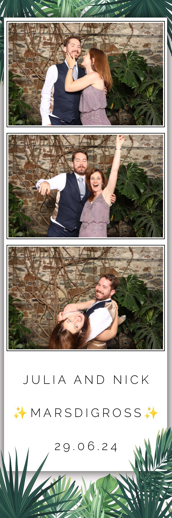 Julia & Nick | View more photos from the event at images.mobile-photo-booth.com/u/MobilePhotoBoothUK/Julia-Nick