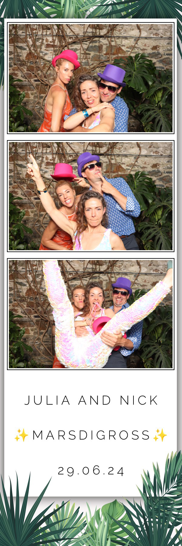 Julia & Nick | View more photos from the event at images.mobile-photo-booth.com/u/MobilePhotoBoothUK/Julia-Nick