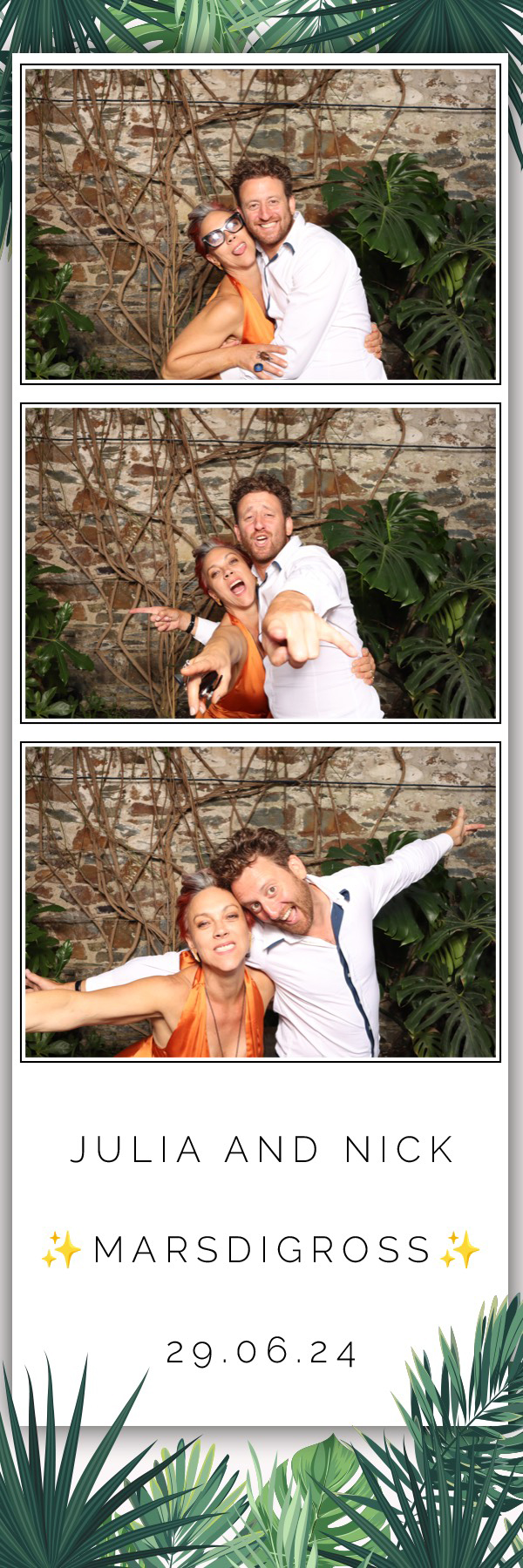 Julia & Nick | View more photos from the event at images.mobile-photo-booth.com/u/MobilePhotoBoothUK/Julia-Nick