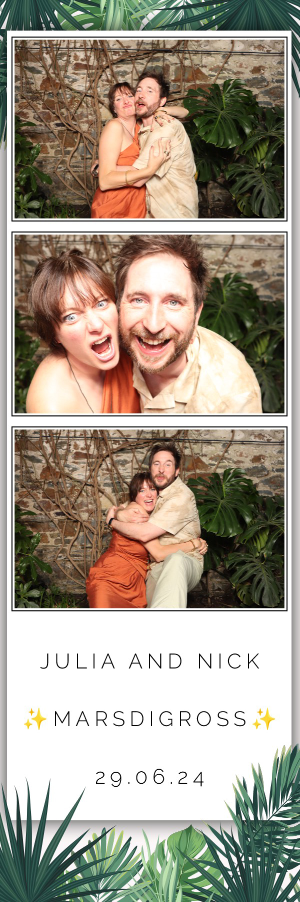 Julia & Nick | View more photos from the event at images.mobile-photo-booth.com/u/MobilePhotoBoothUK/Julia-Nick