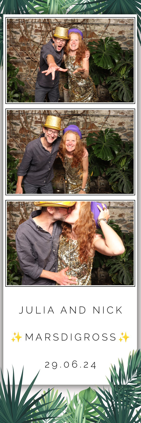Julia & Nick | View more photos from the event at images.mobile-photo-booth.com/u/MobilePhotoBoothUK/Julia-Nick