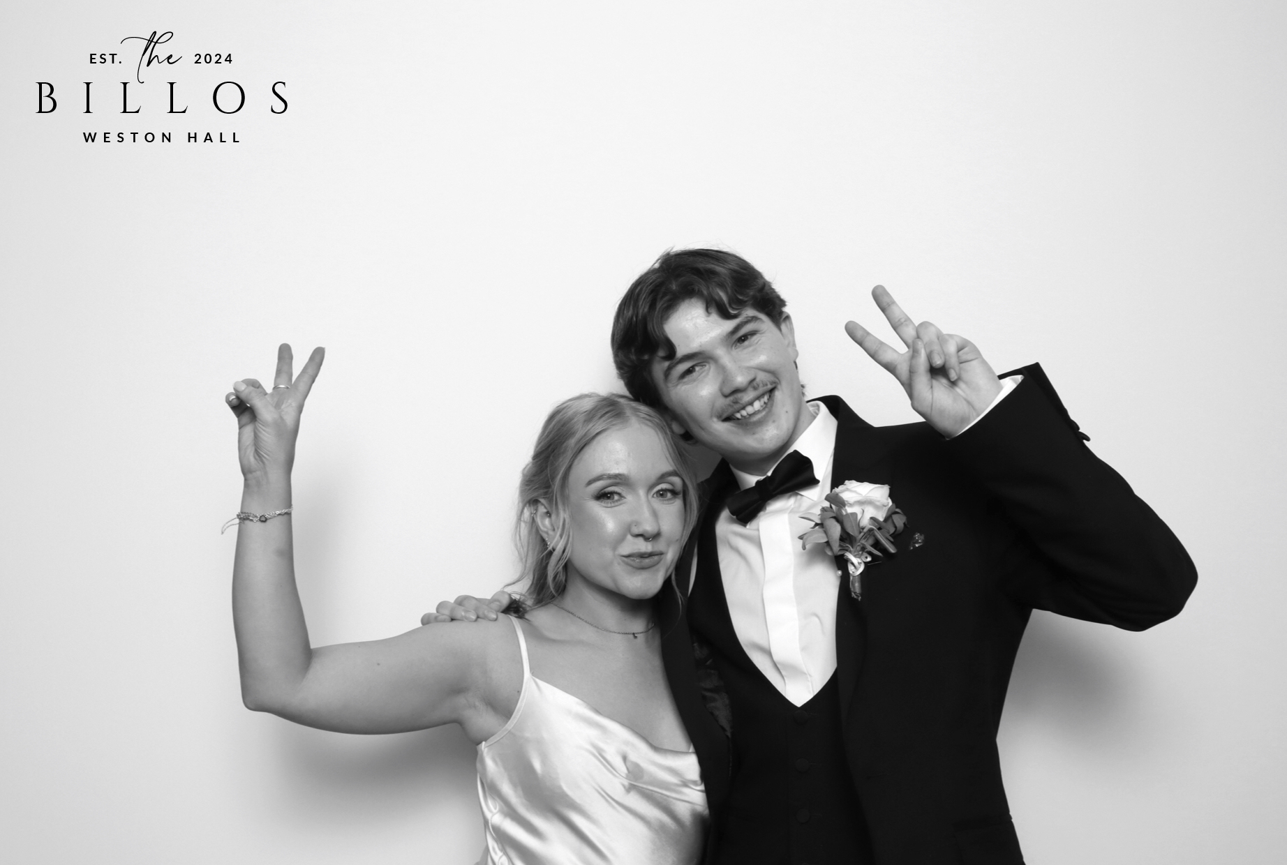 Meg & Matt | View more photos from the event at images.mobile-photo-booth.com/u/MobilePhotoBoothUK/Meg-Matt
