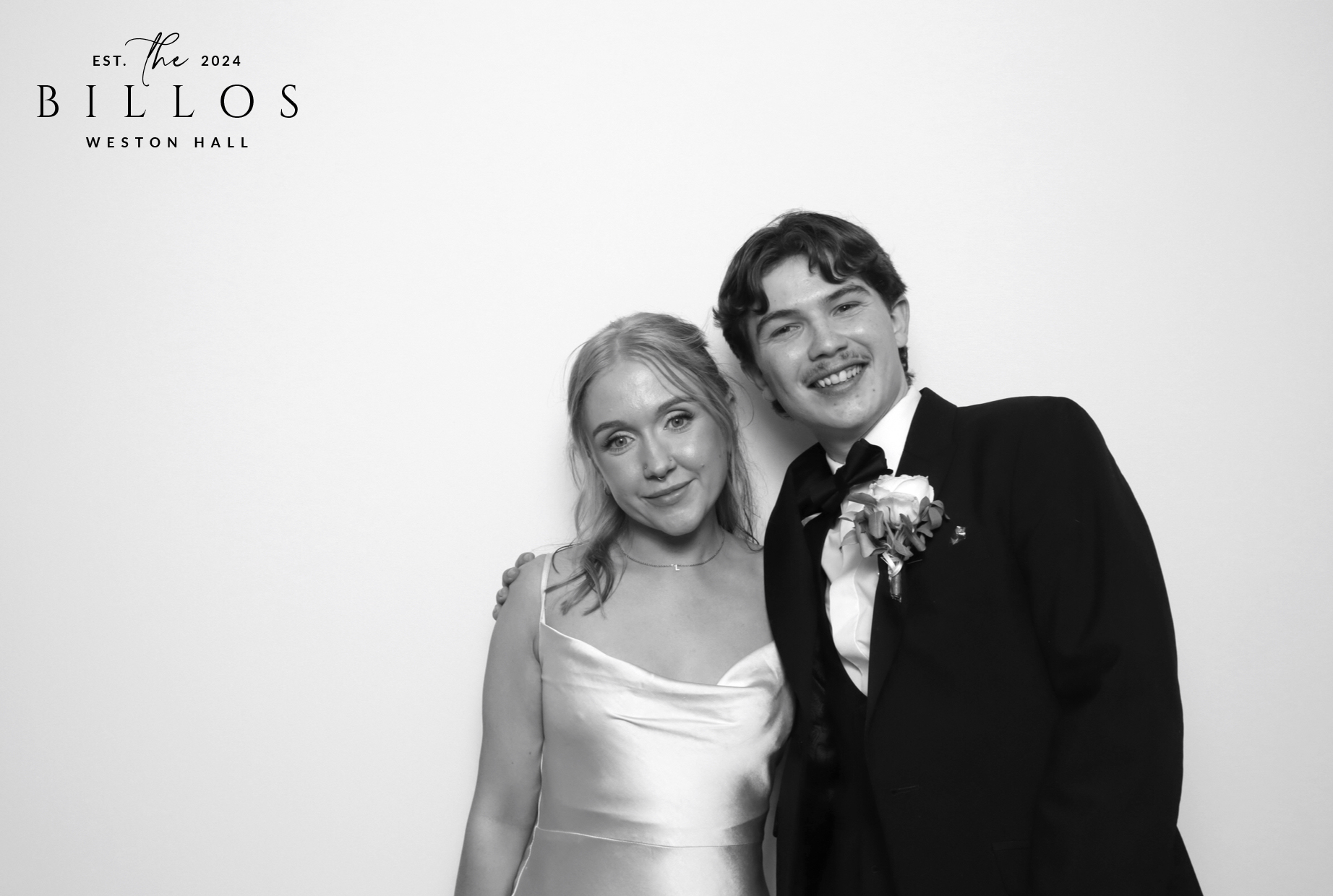 Meg & Matt | View more photos from the event at images.mobile-photo-booth.com/u/MobilePhotoBoothUK/Meg-Matt
