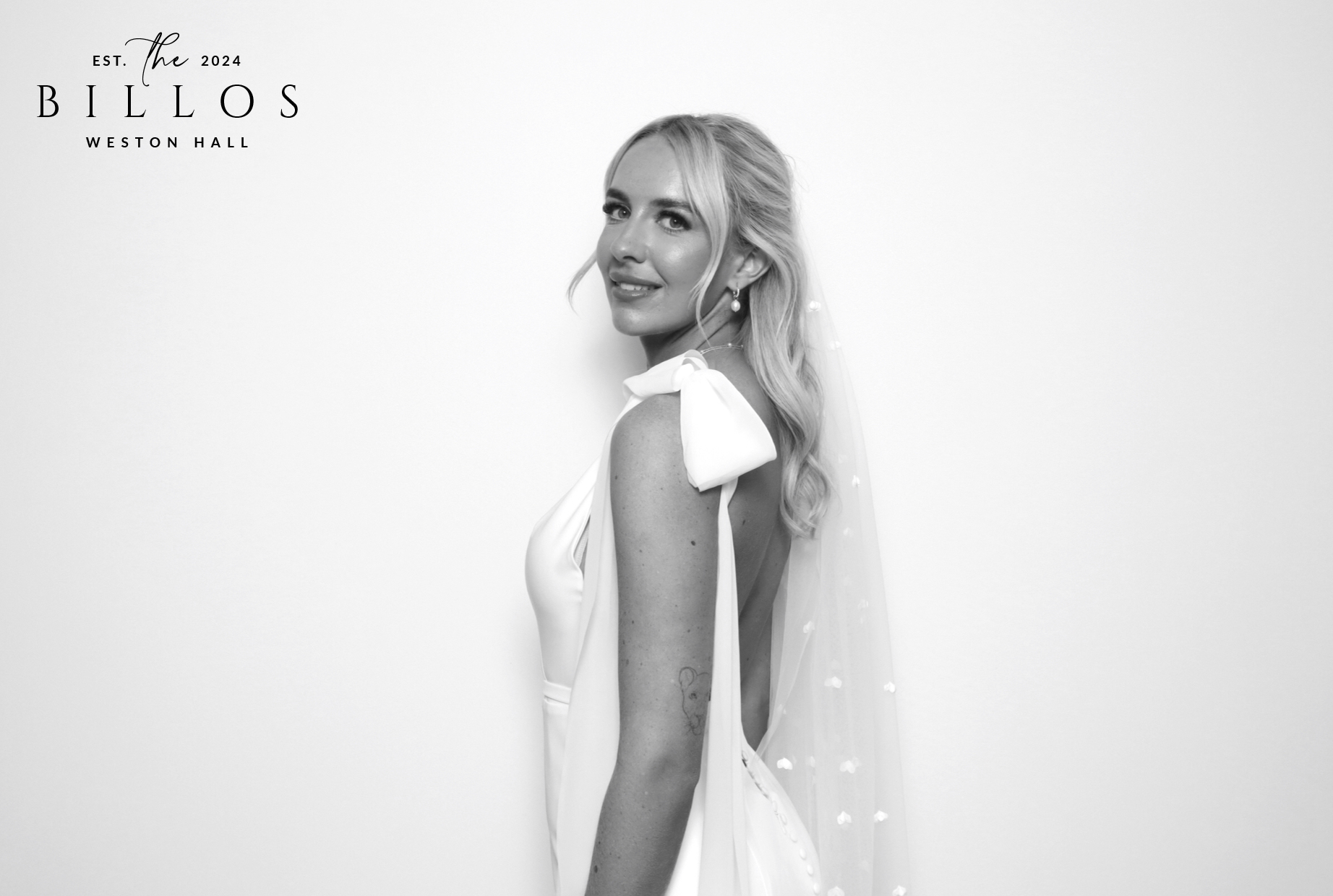 Meg & Matt | View more photos from the event at images.mobile-photo-booth.com/u/MobilePhotoBoothUK/Meg-Matt